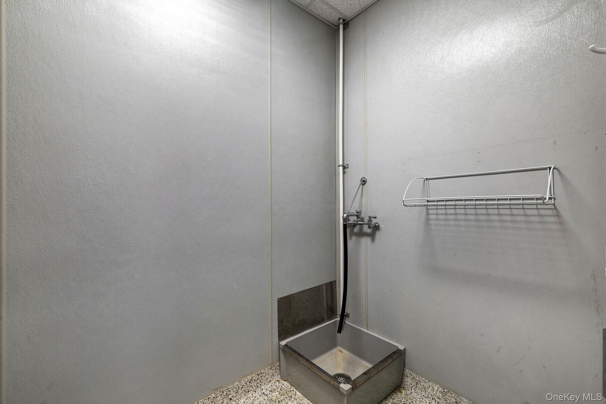 982 Main Street Suite 5 Property Photo 18