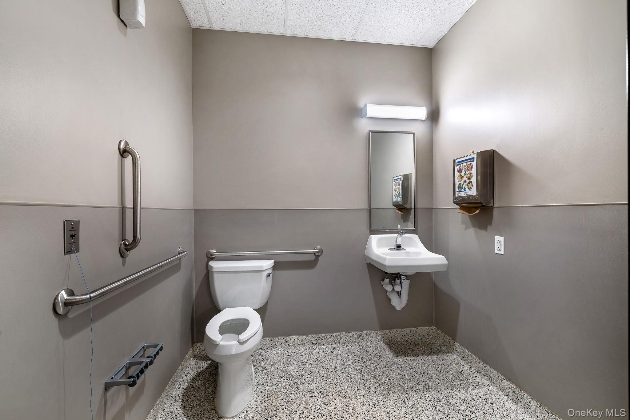 982 Main Street Suite 5 Property Photo 47