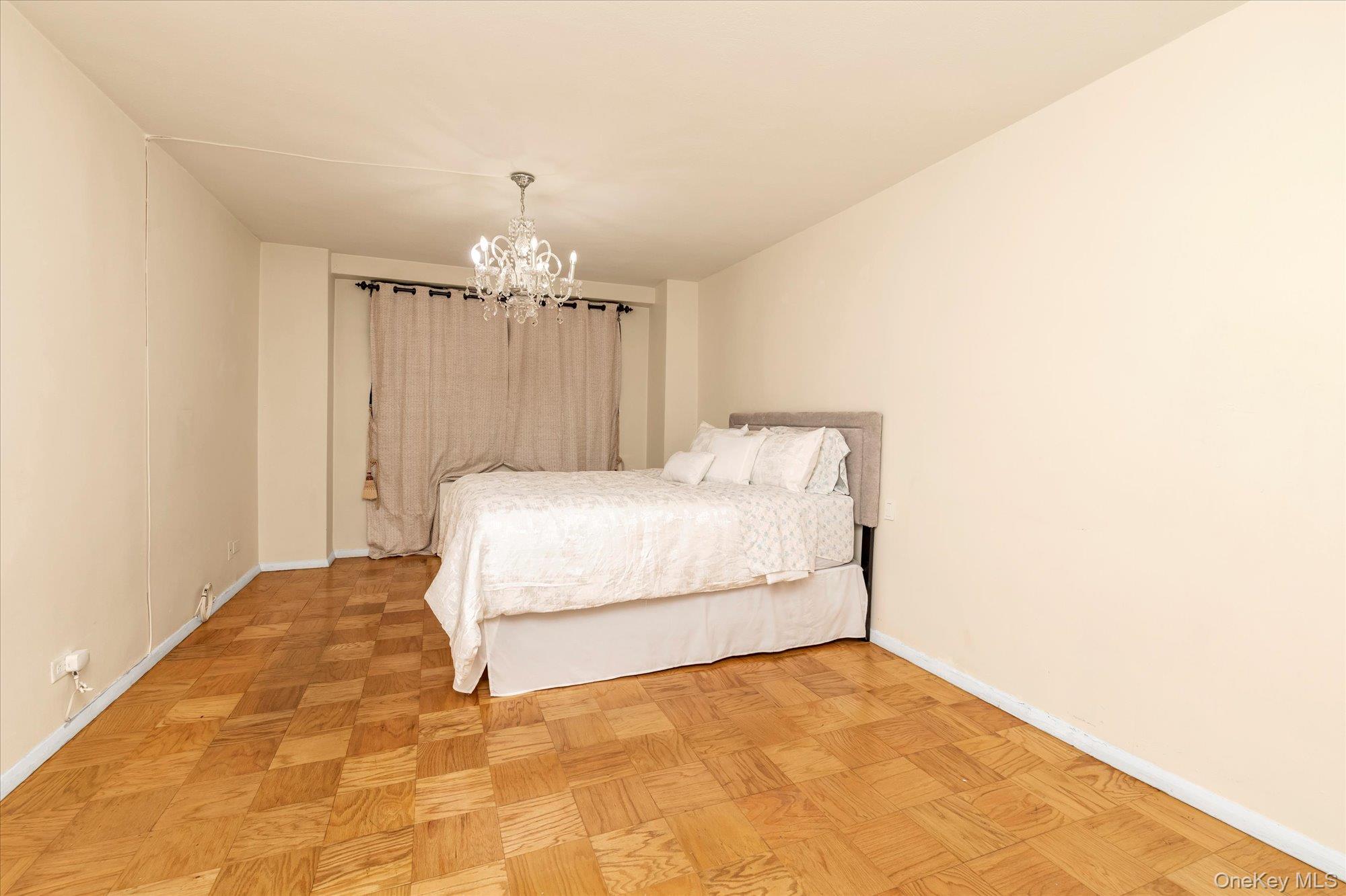 61-20 Grand Central Parkway C207 Property Photo 11