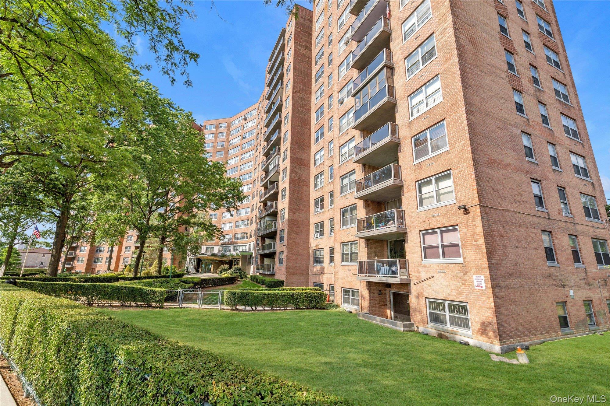 61-20 Grand Central Parkway C207 Property Photo 19