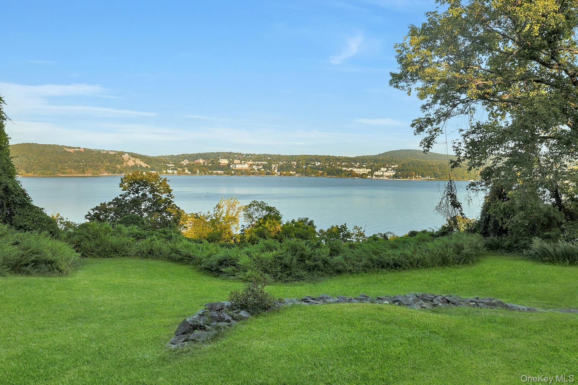 8 Ayers Road Property Photo 3