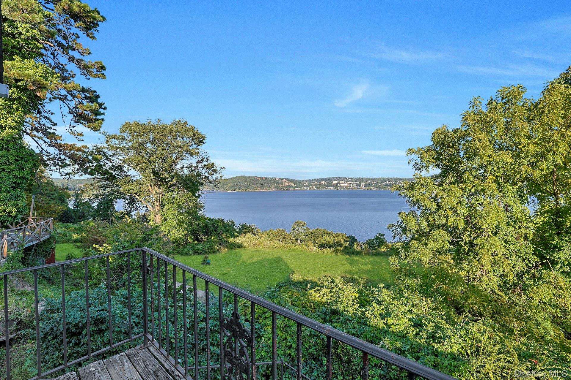 8 Ayers Road Property Photo 19