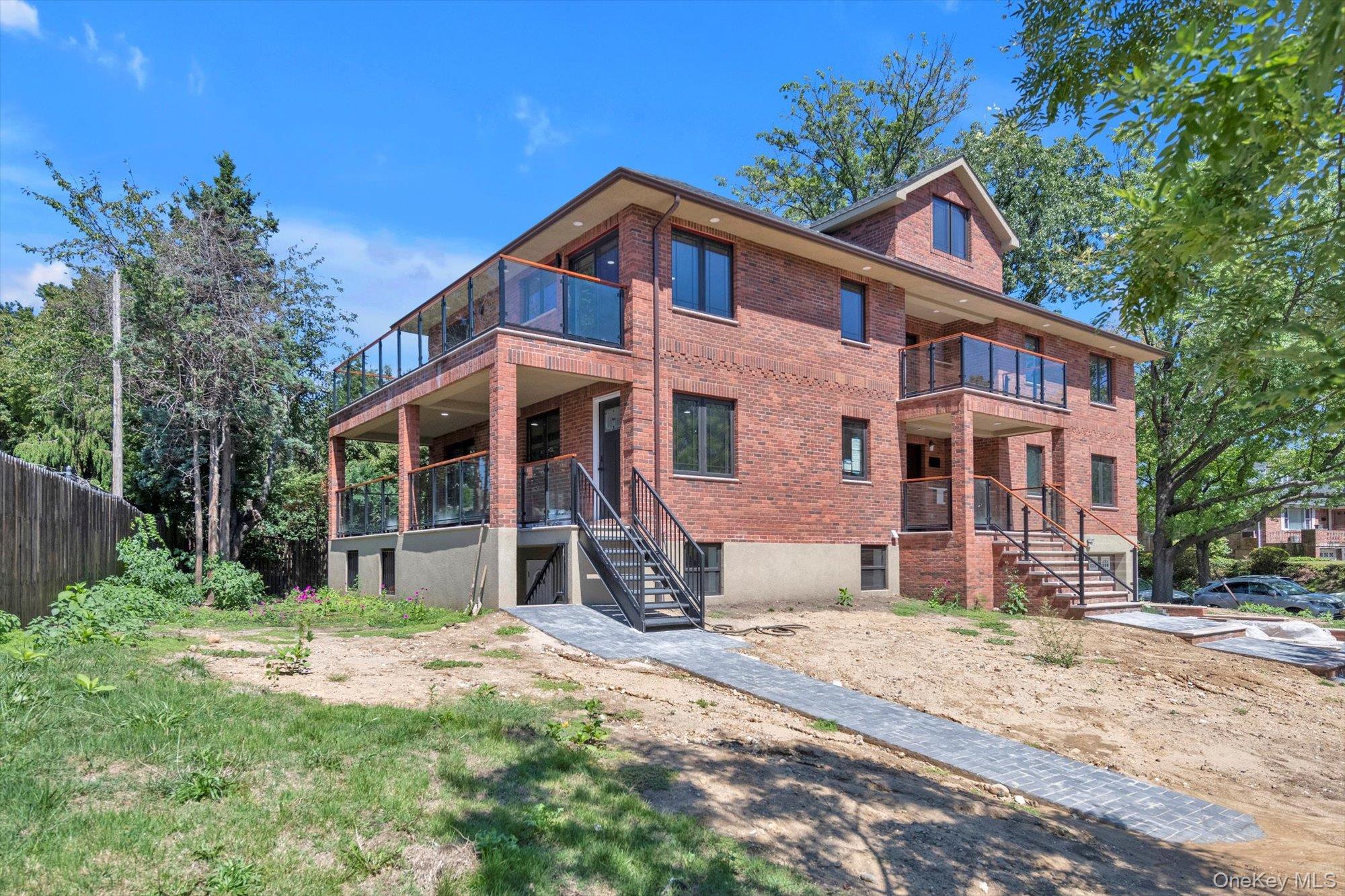 16515 Cross Island Parkway Property Photo 47