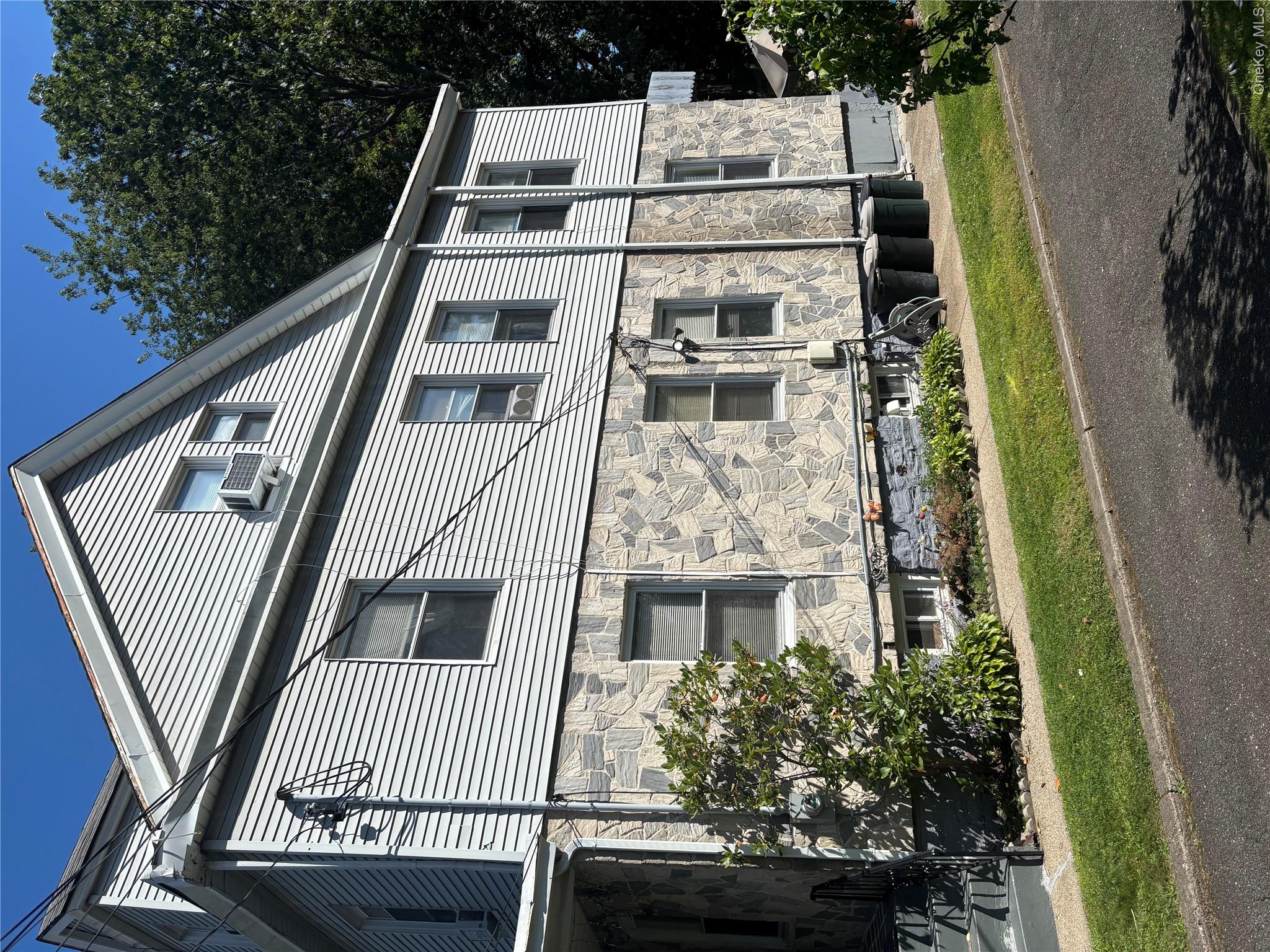 34 Millington Street Property Photo 9