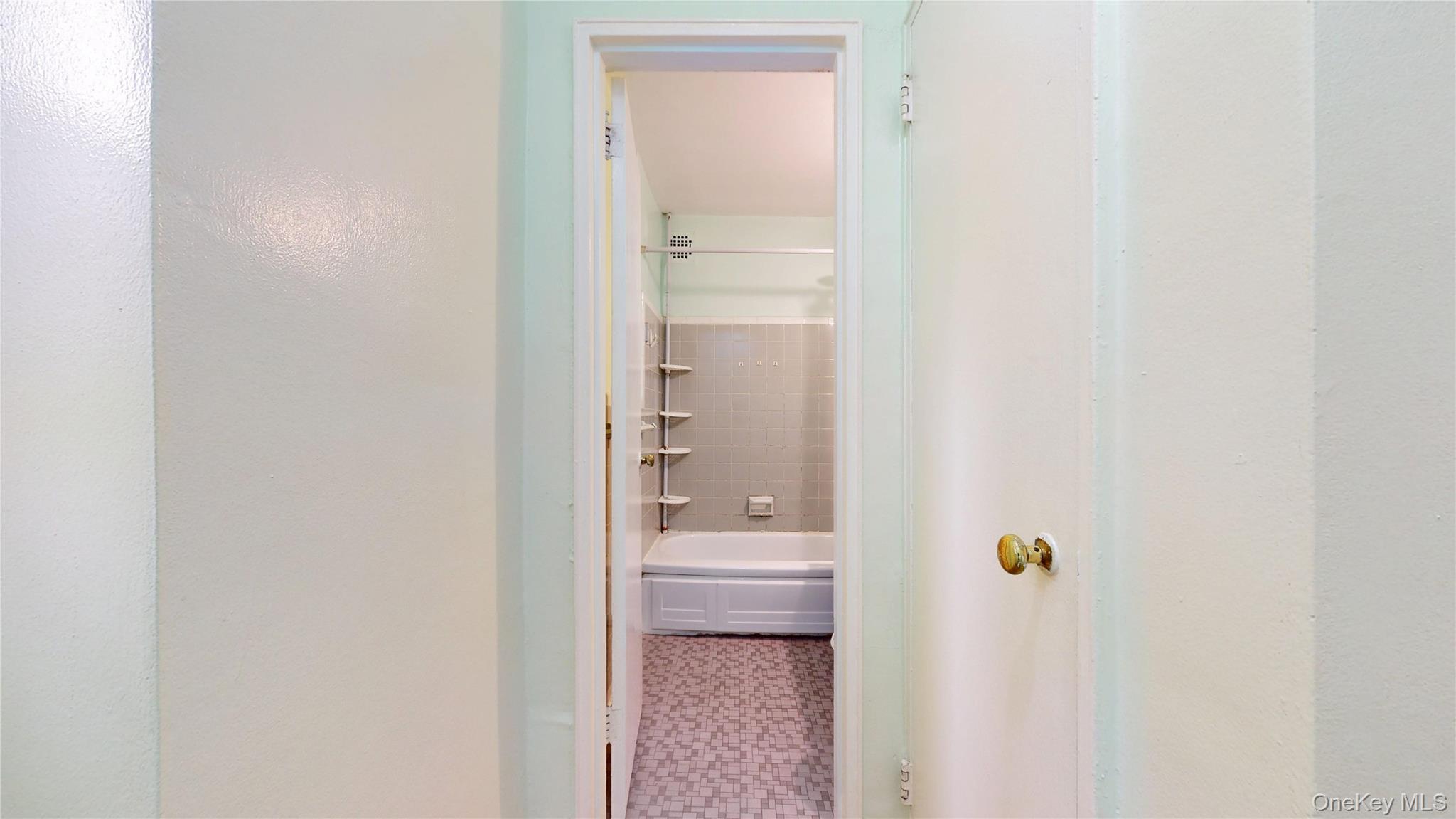 99-10 60th Avenue 2l Property Photo 14