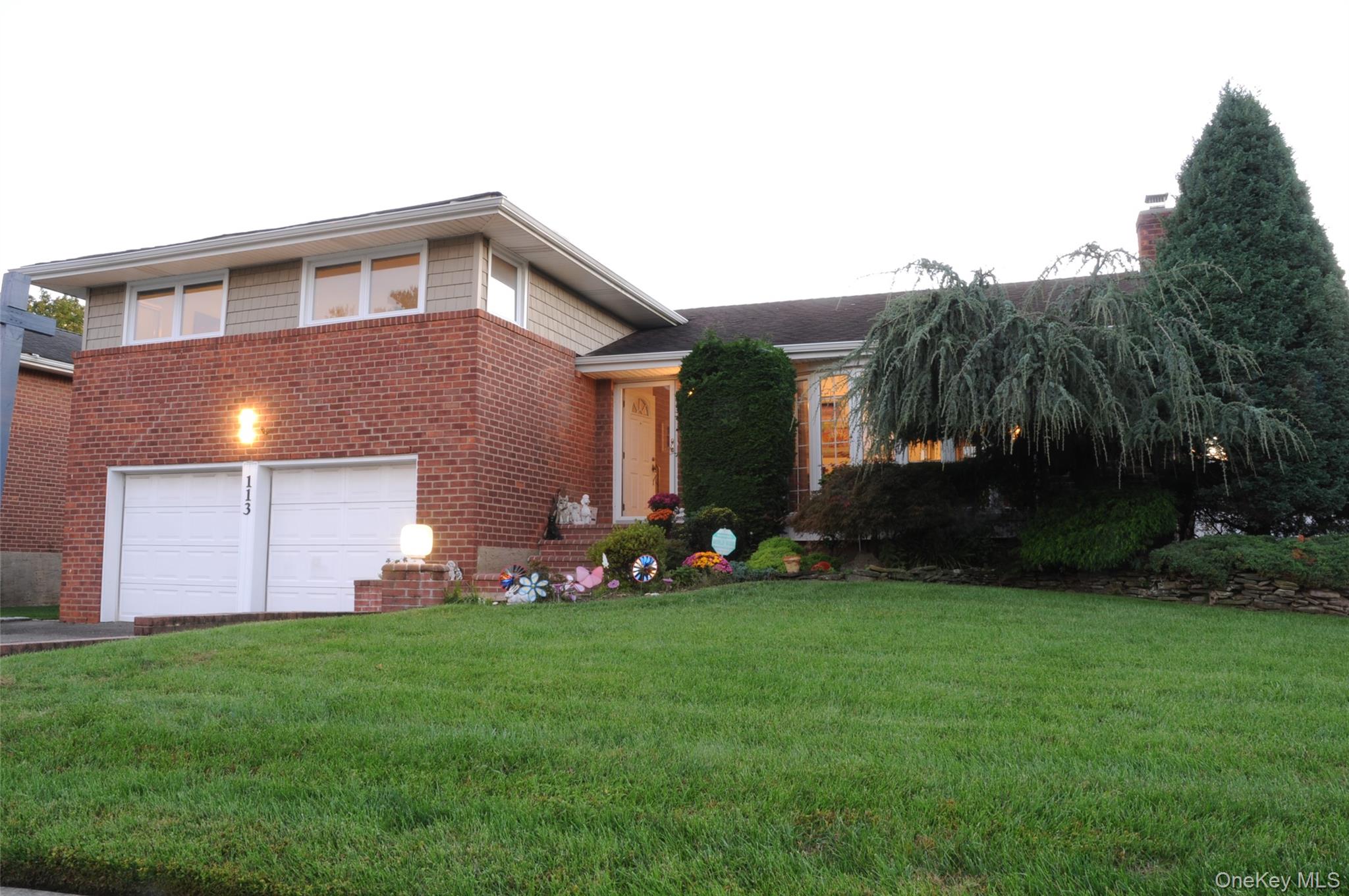 113 Northern Parkway Property Photo 1