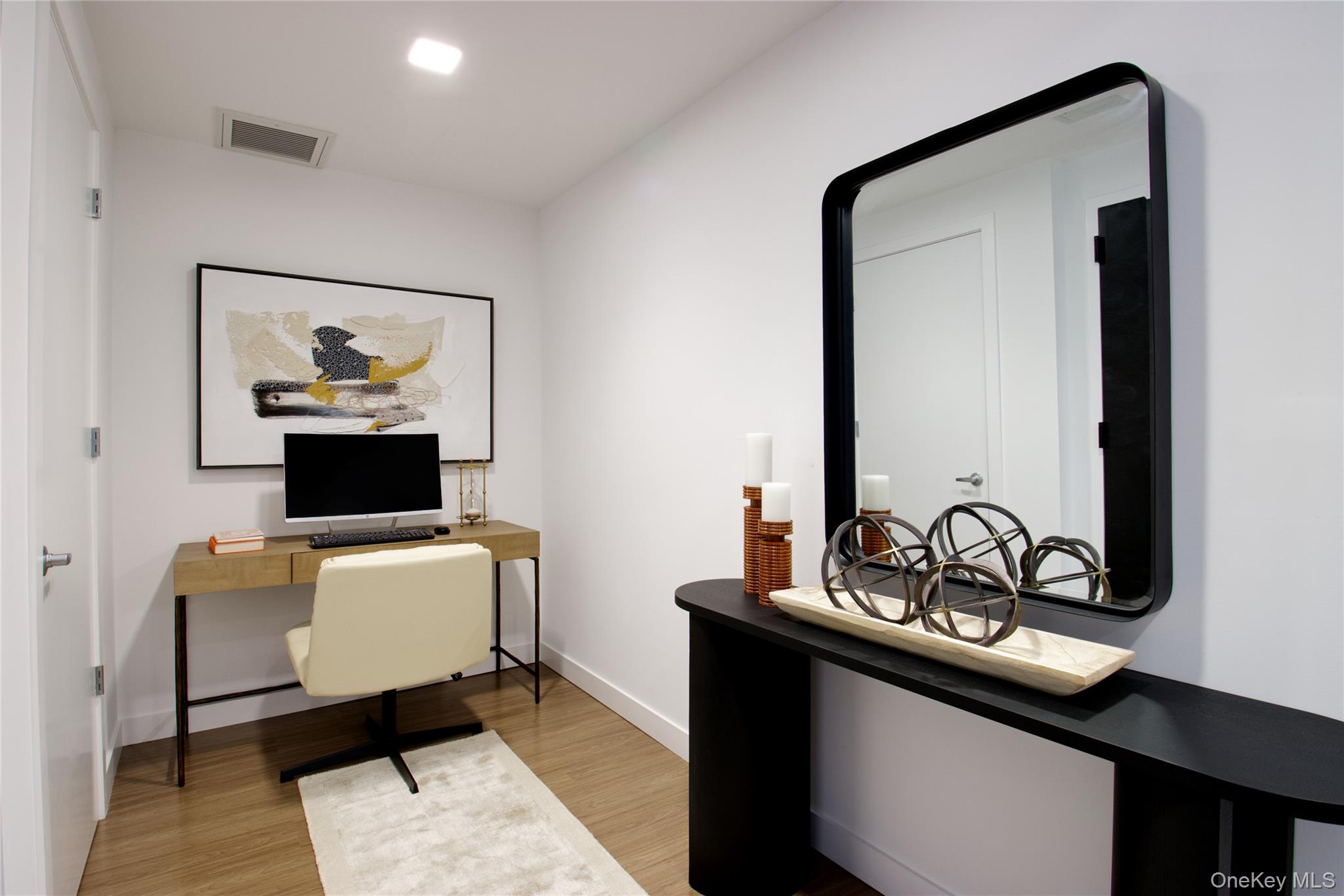 333 Warner Avenue 206 Property Photo 2