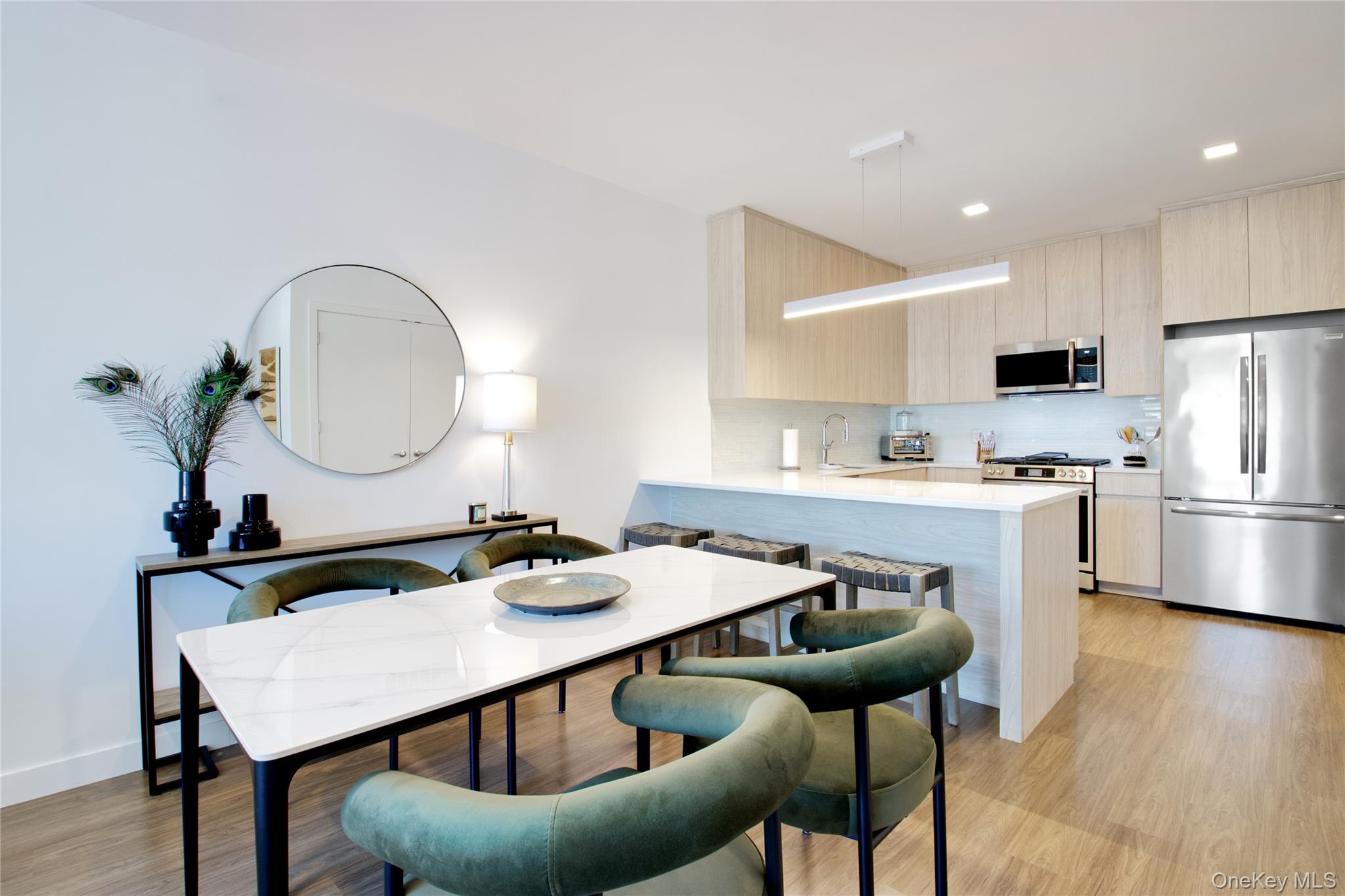 333 Warner Avenue 206 Property Photo 5