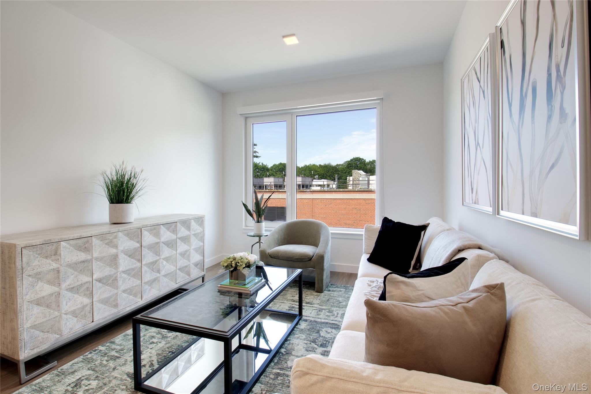 333 Warner Avenue 206 Property Photo 7