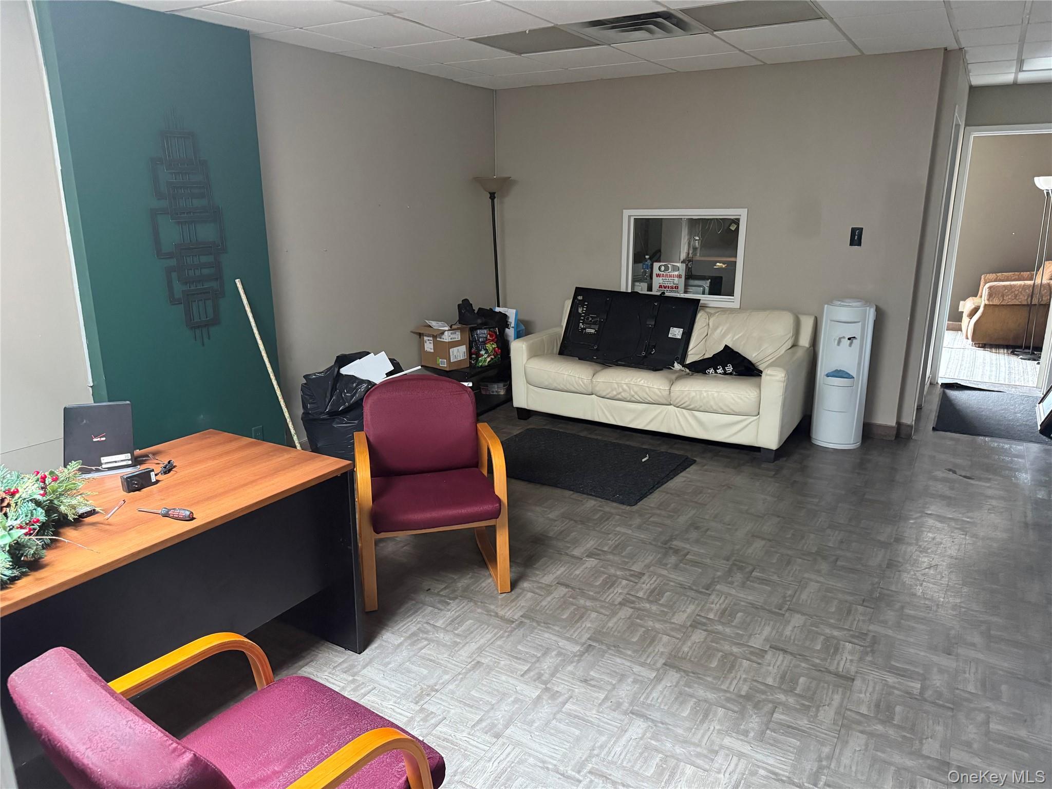 2024 Williamsbridge Road Property Photo 2
