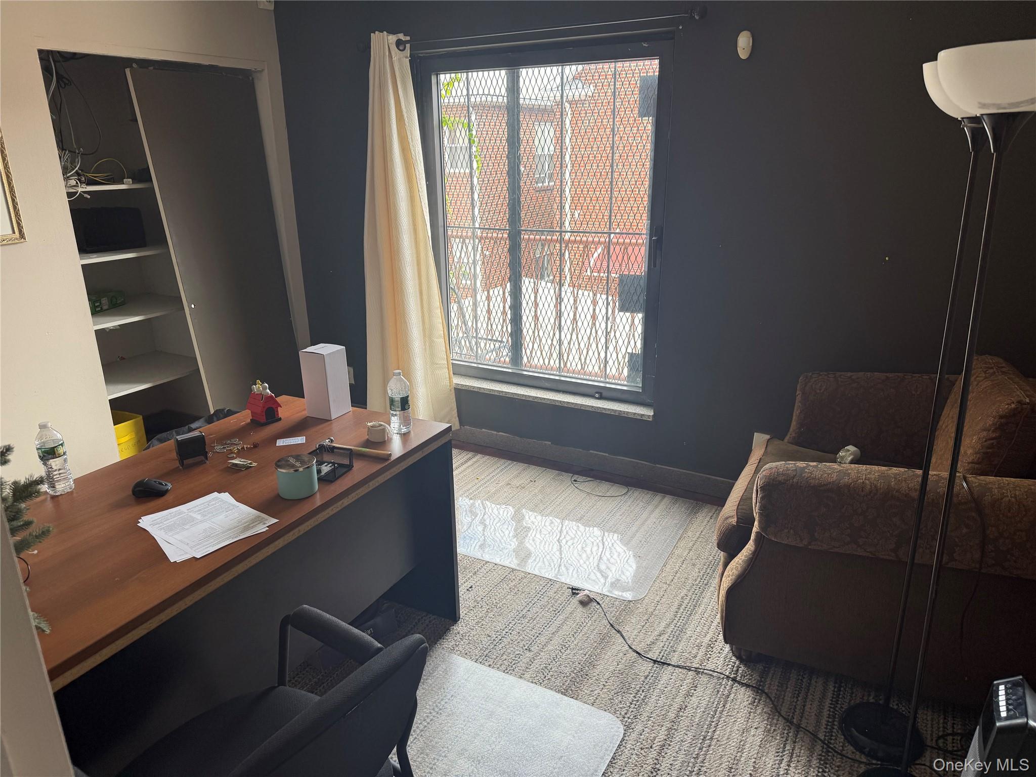 2024 Williamsbridge Road Property Photo 4