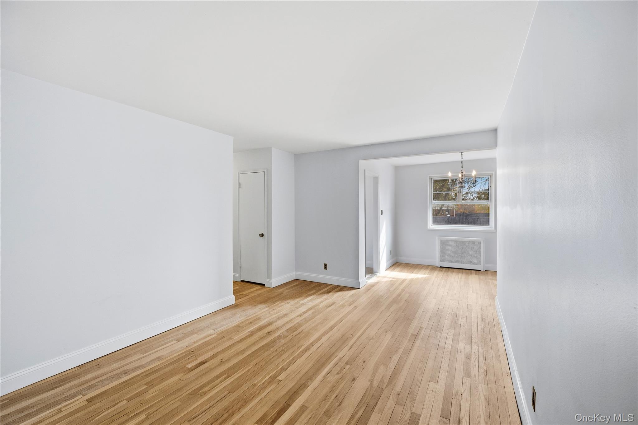 228-08 Stronghurst Avenue Lower Property Photo 4
