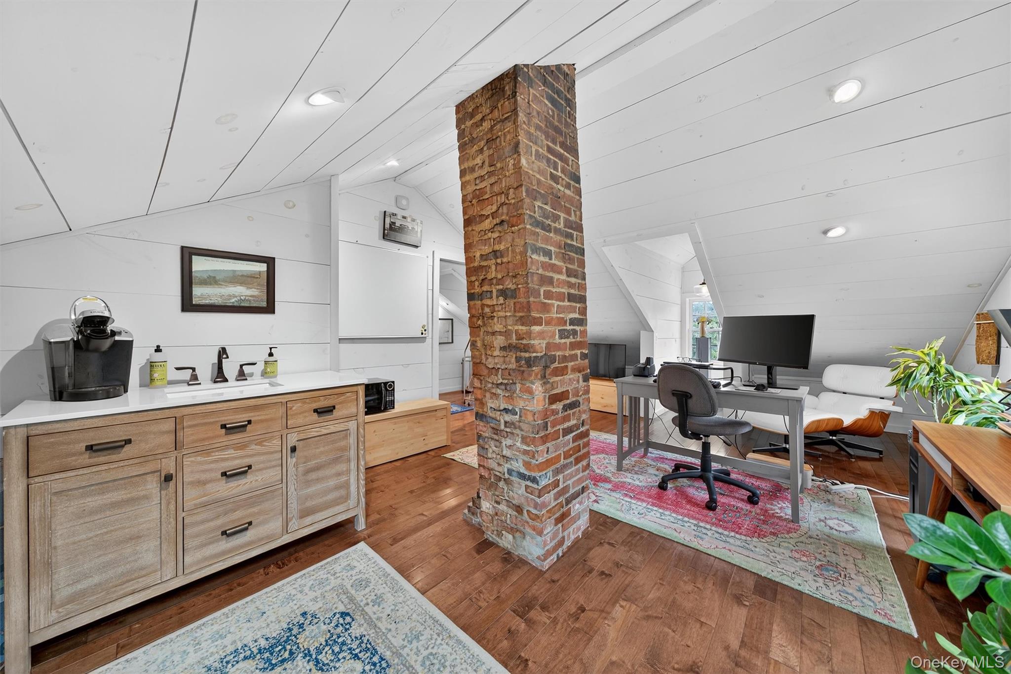 1657 River Road Property Photo 39
