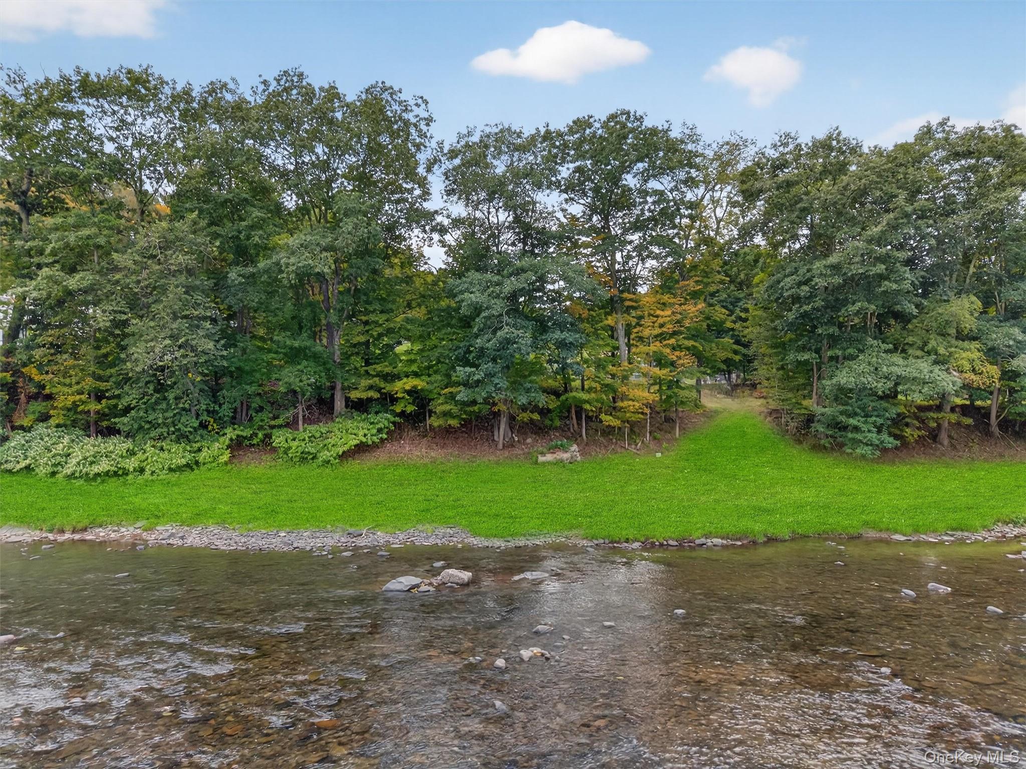 1657 River Road Property Photo 43