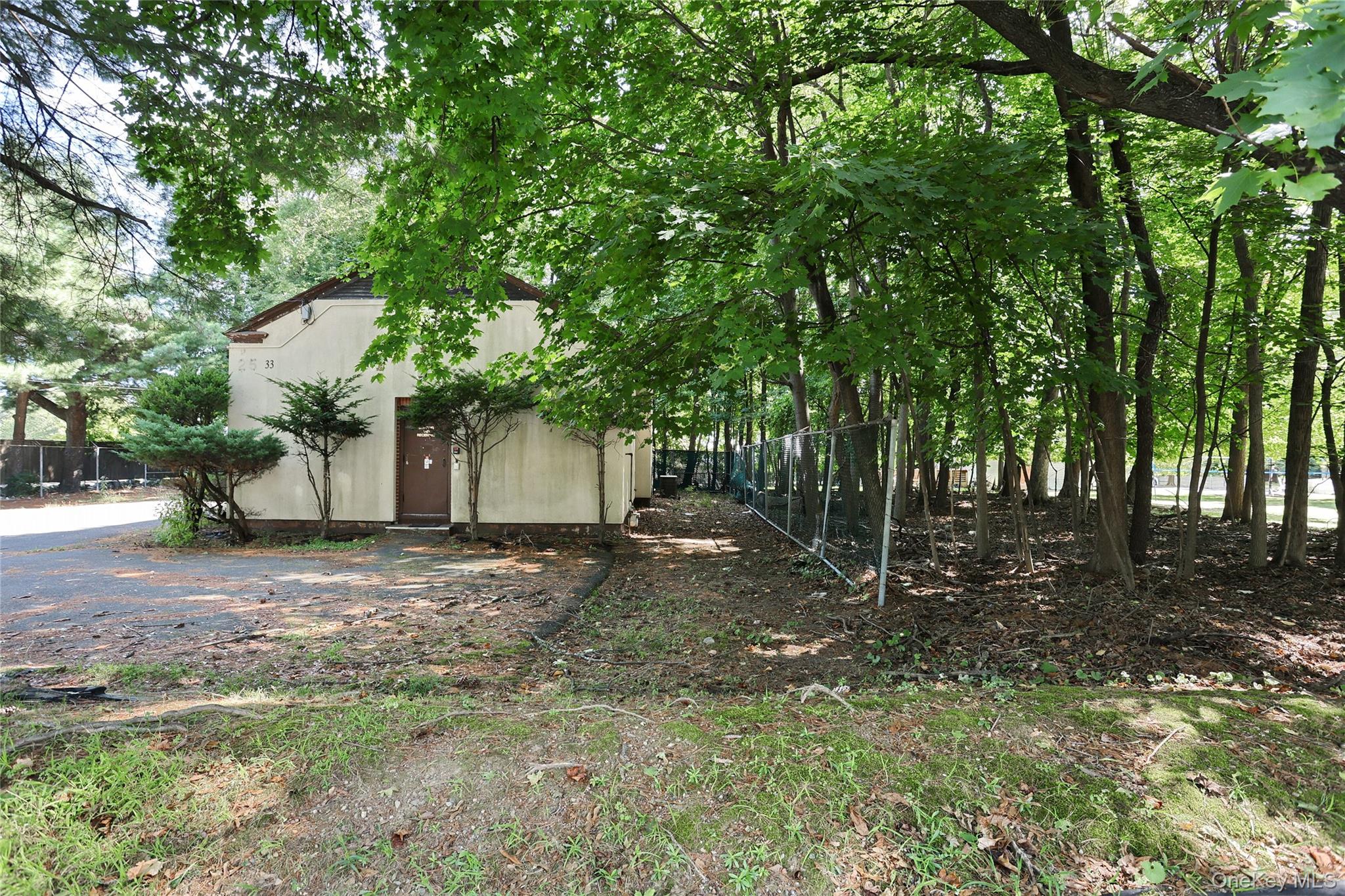 33 Church Road Property Photo 11