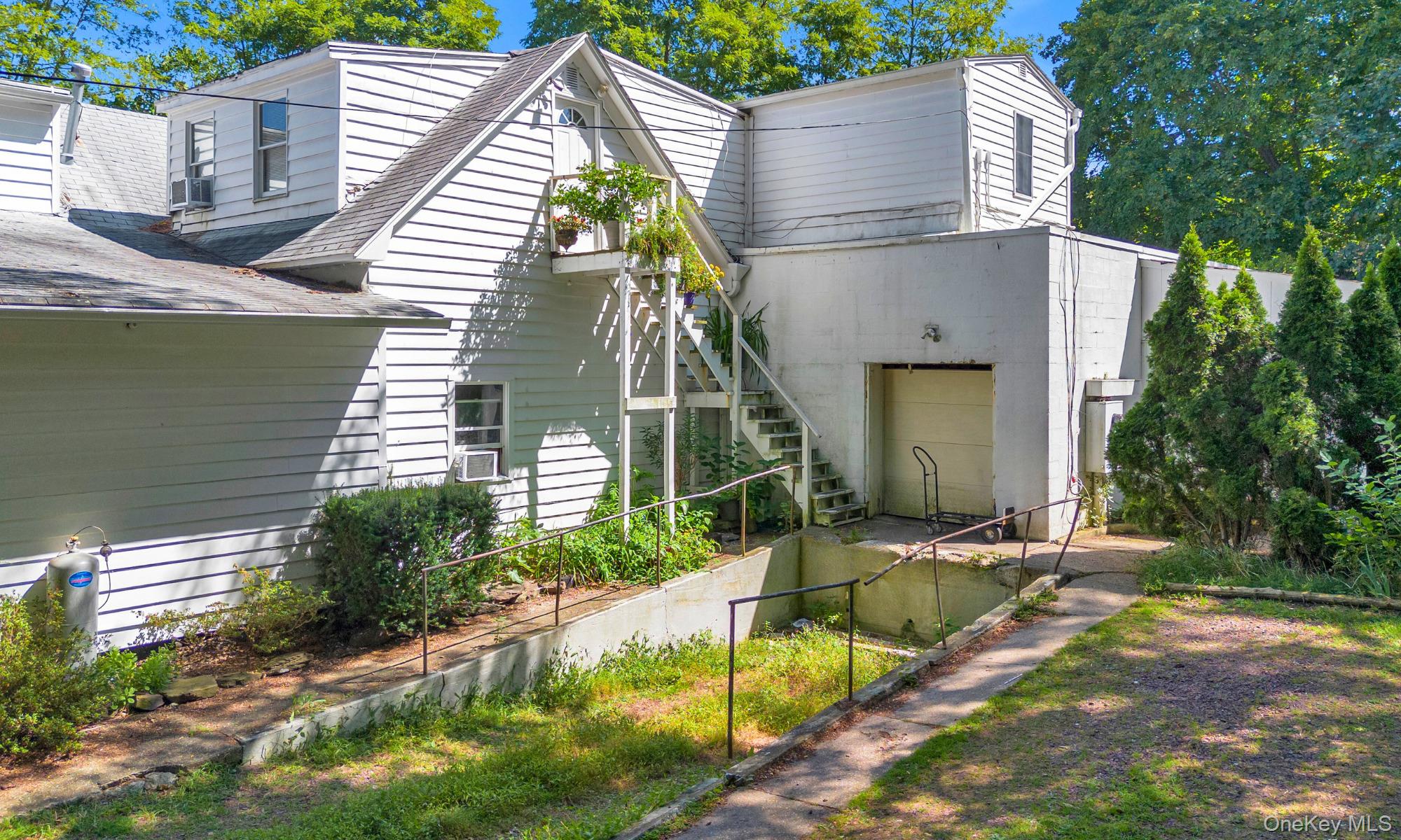 7 Canal Street Property Photo 3
