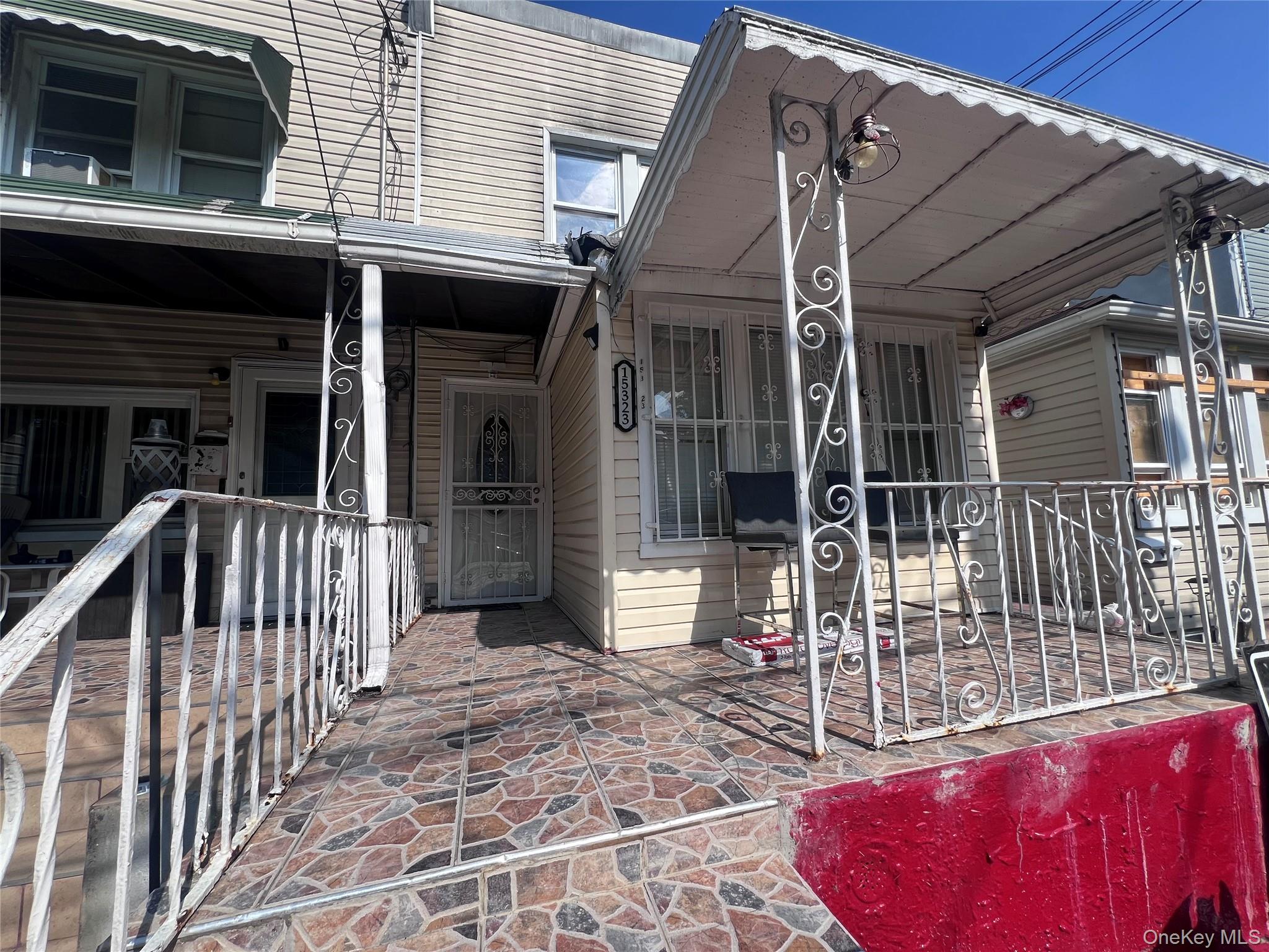 15323 118th Avenue Property Photo 2