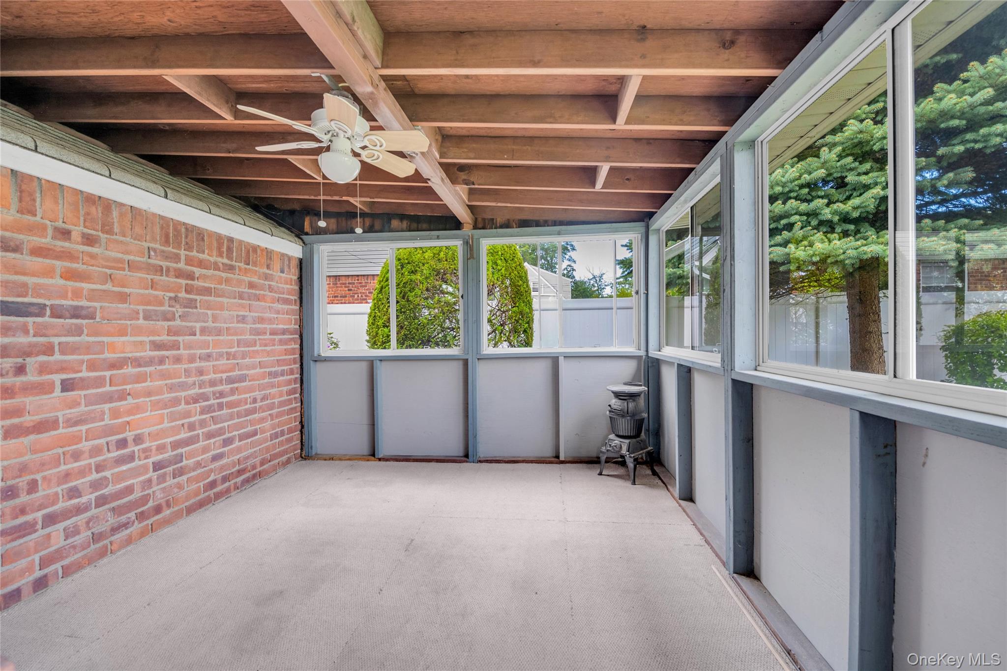 21 Farragut Road Property Photo 9