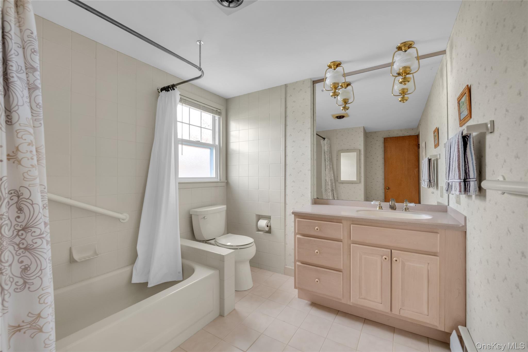 21 Farragut Road Property Photo 17