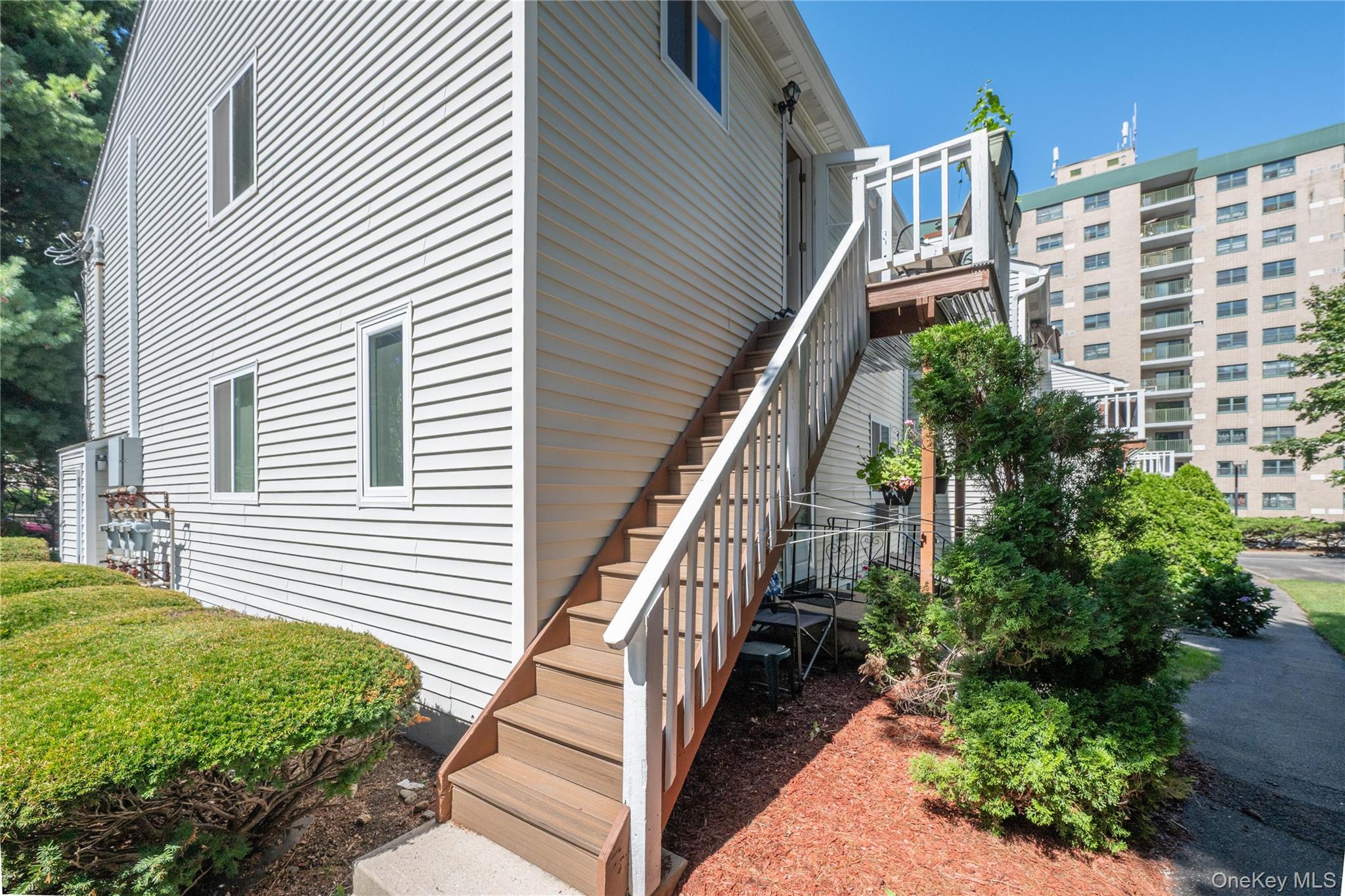 125 Depew Street C Property Photo 3