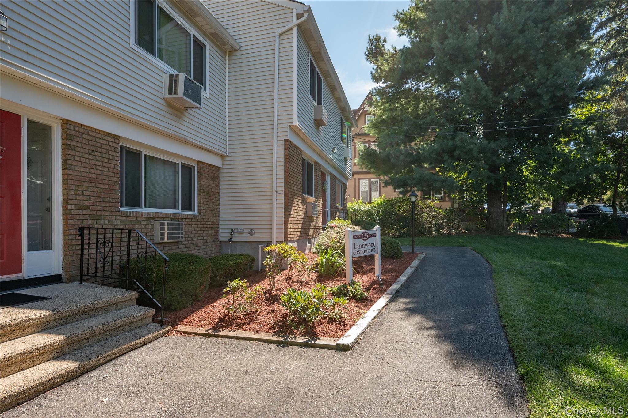 125 Depew Street C Property Photo 14