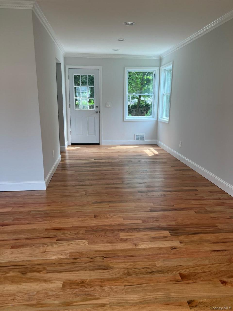 43 Lakewood Avenue Property Photo 3