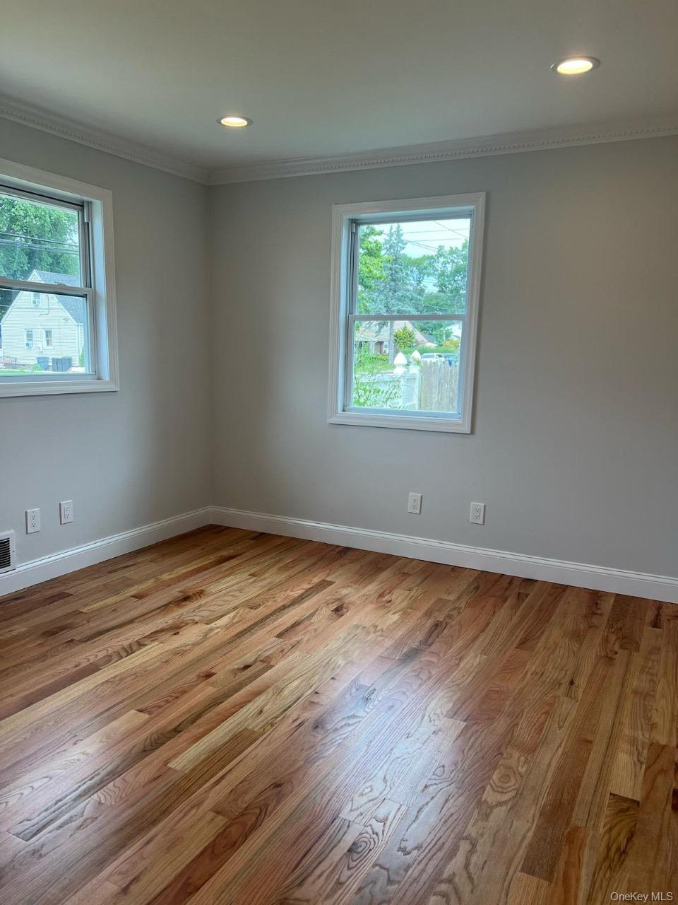 43 Lakewood Avenue Property Photo 6