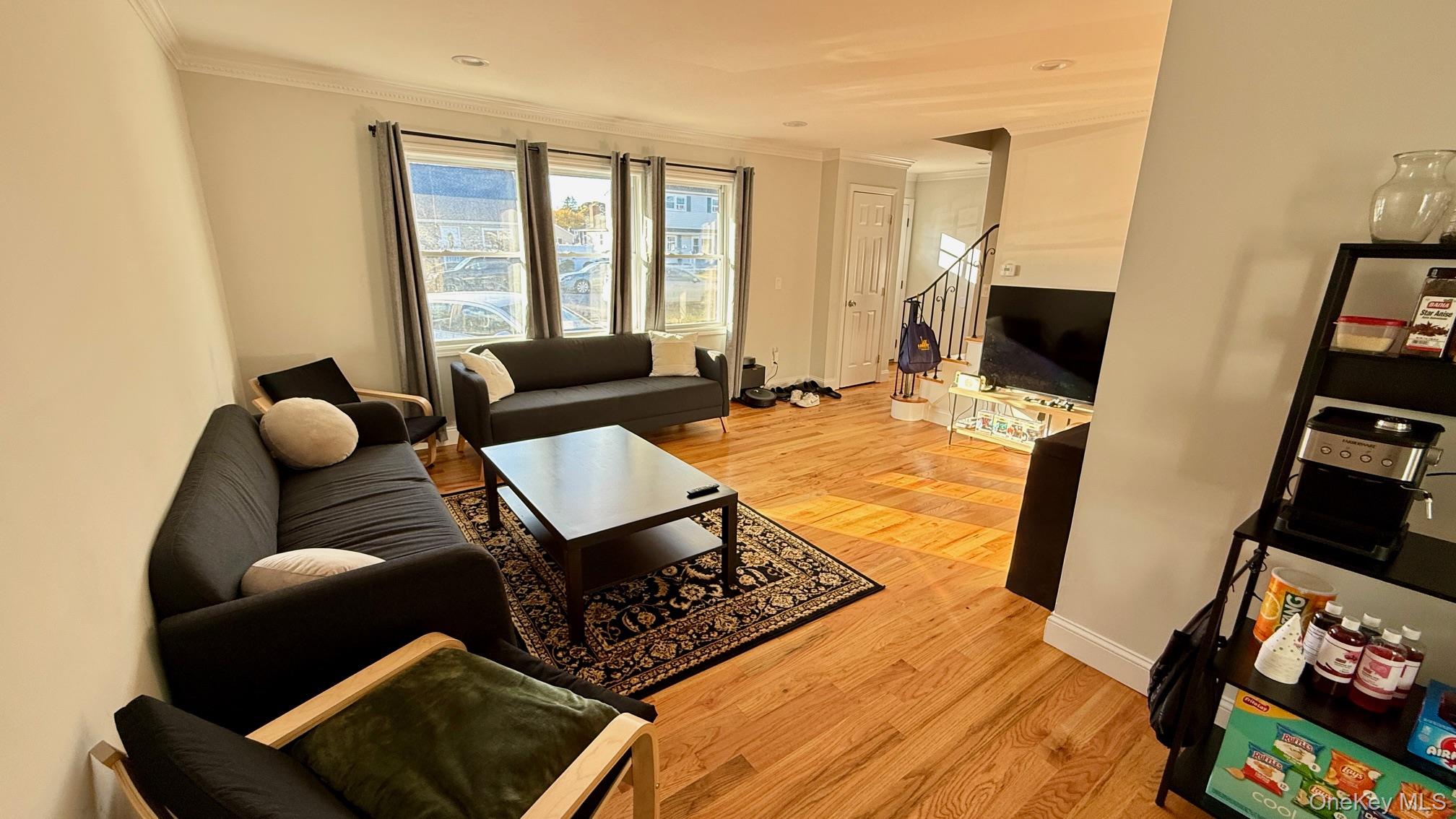 43 Lakewood Avenue Property Photo 13