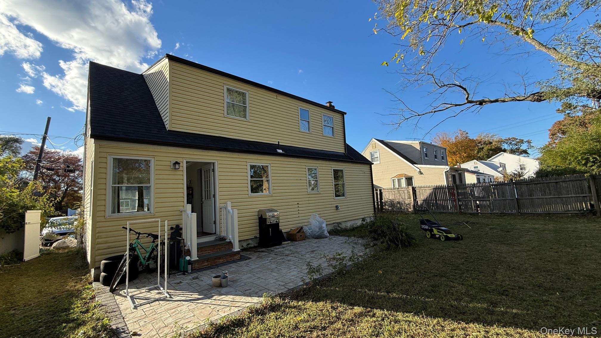 43 Lakewood Avenue Property Photo 16