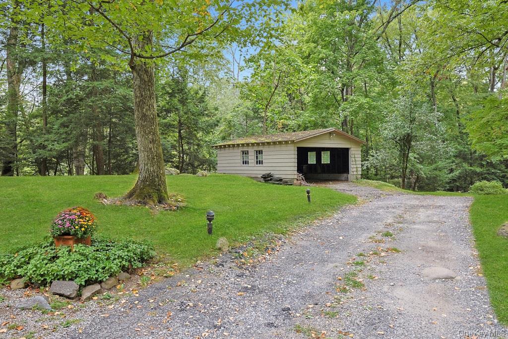 81 Montrose Station Road Property Photo 46