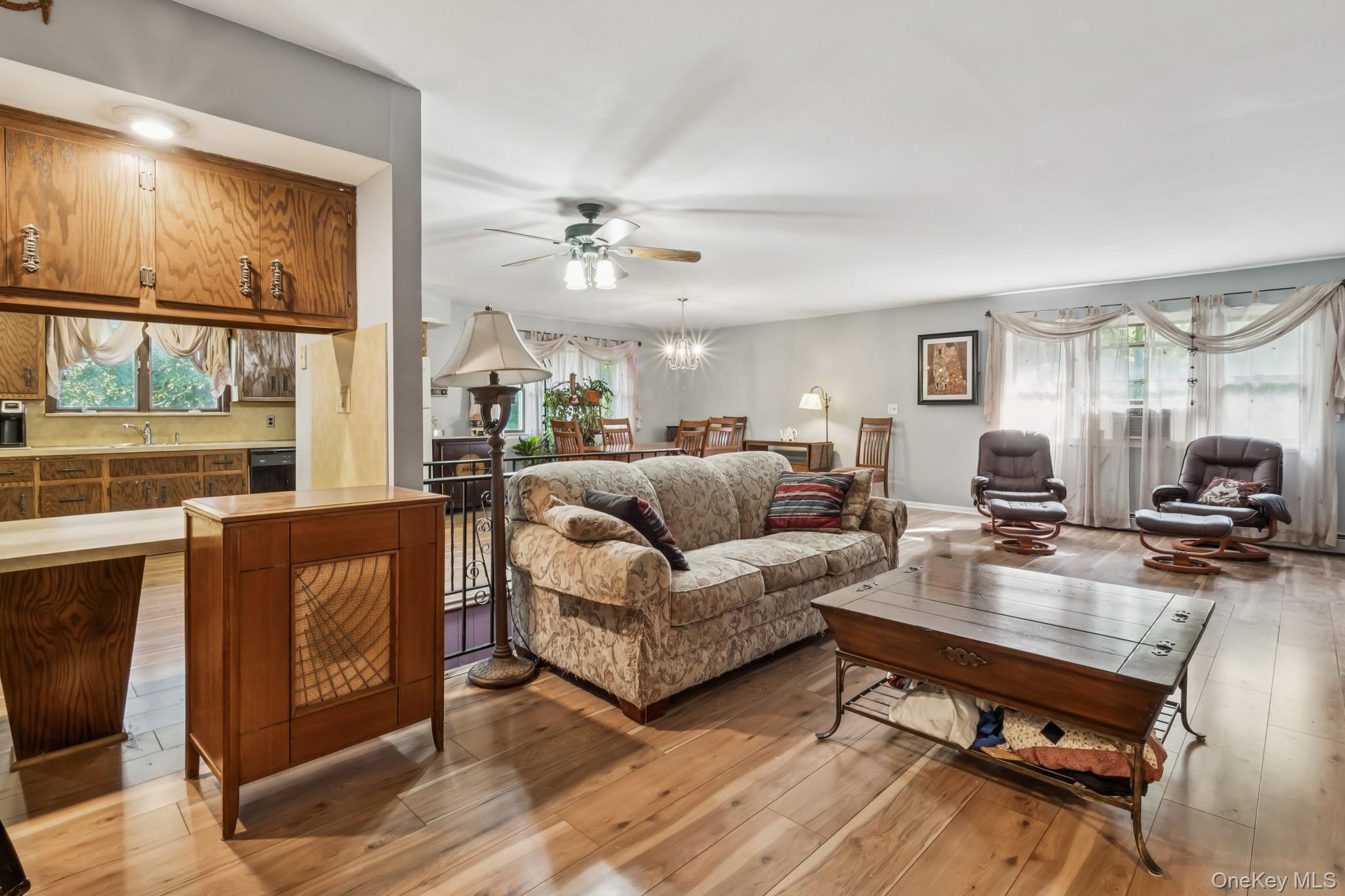 24 New Road Property Photo 20