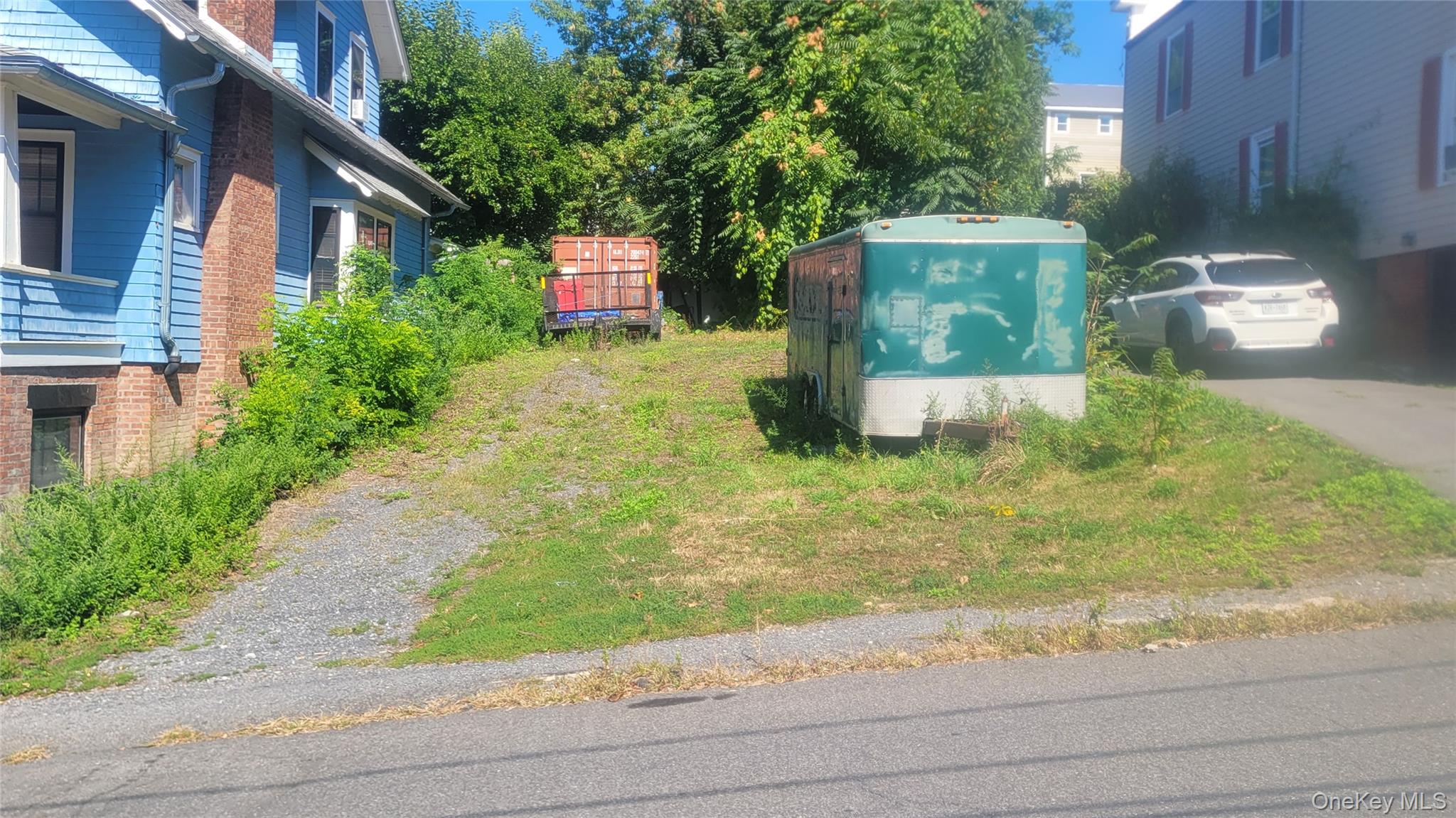 15 Thompson Street Property Photo 5