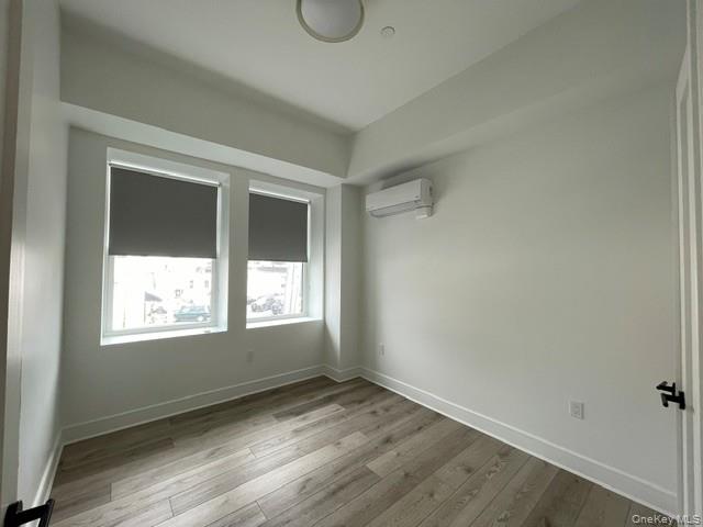356 New York Avenue 1 Property Photo 4