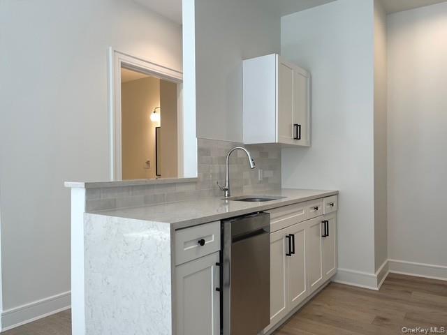 356 New York Avenue 1 Property Photo 8