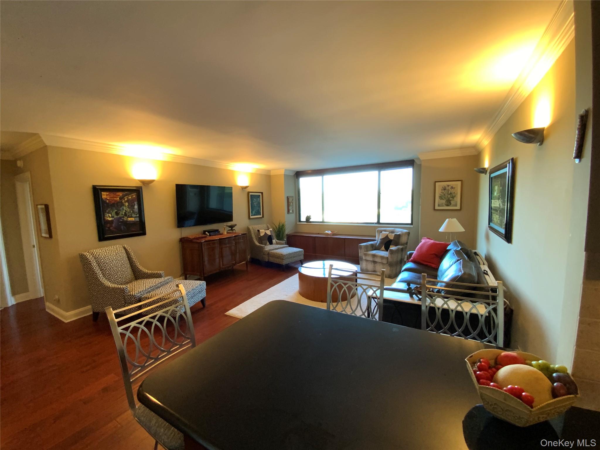 26910 Grand Central Parkway 4t Property Photo 7
