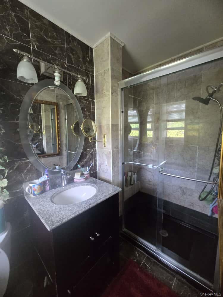 542 Hemlock Drive Property Photo 12