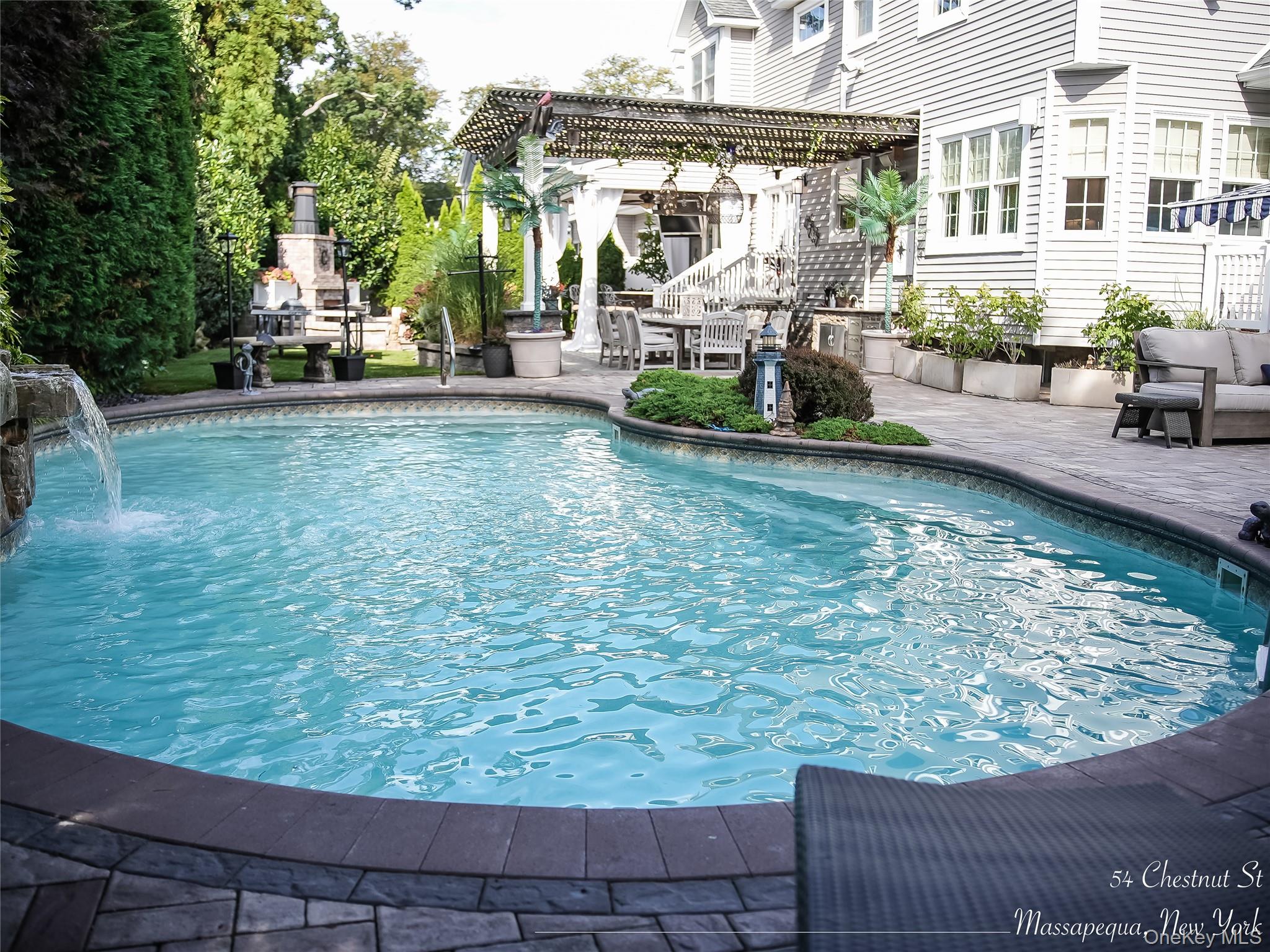54 Chestnut Street Property Photo 9