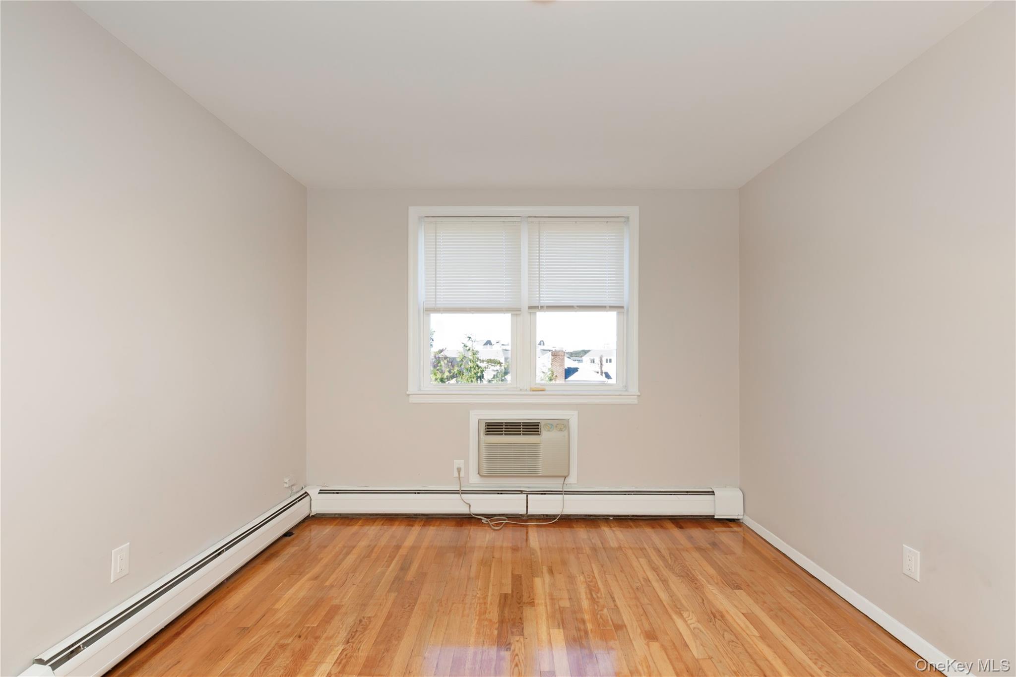 223 Ditmars Street Property Photo 19