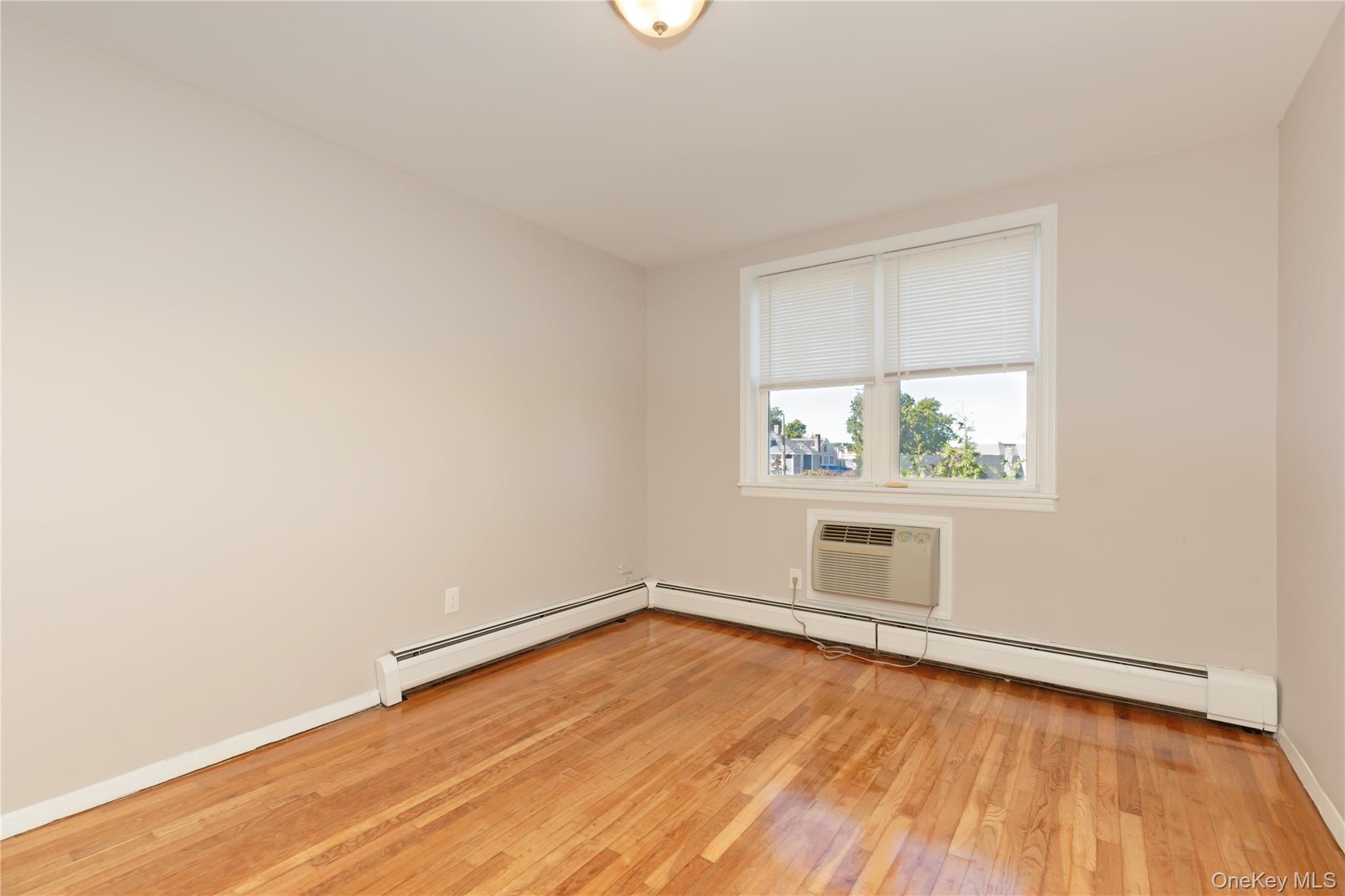 223 Ditmars Street Property Photo 20