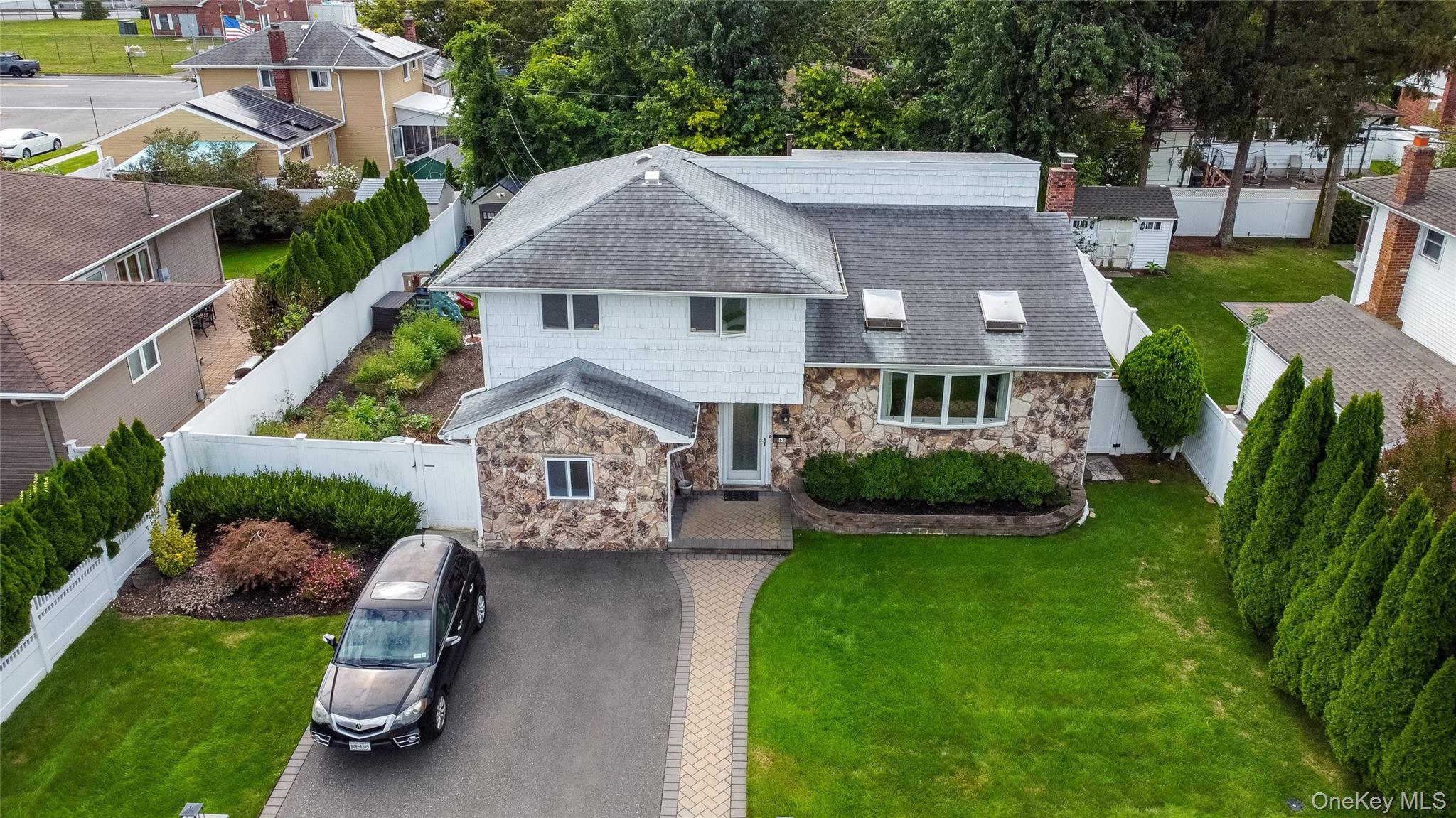 62 Summit Street Property Photo 1