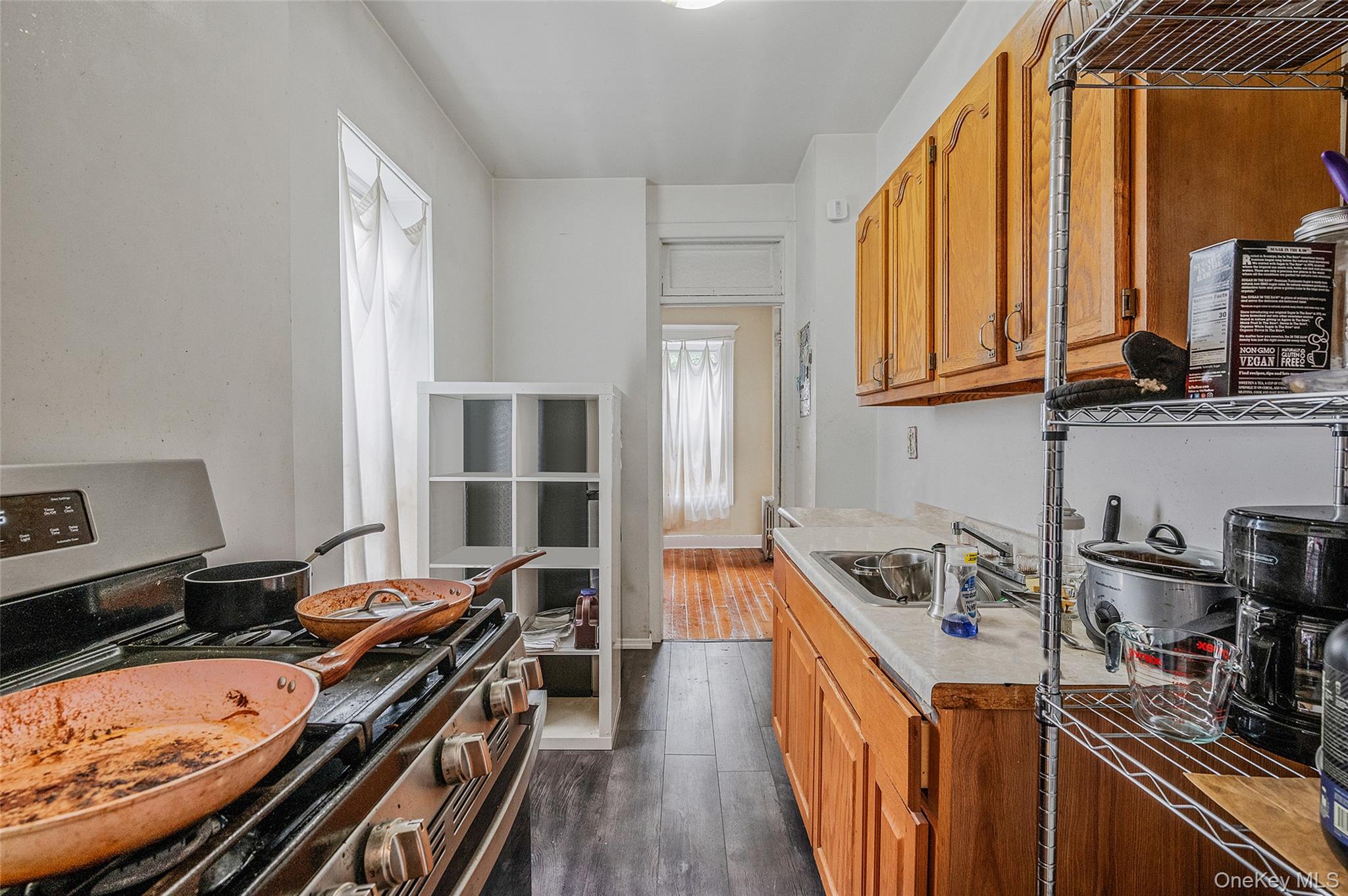 542 Bergen Street Property Photo 11
