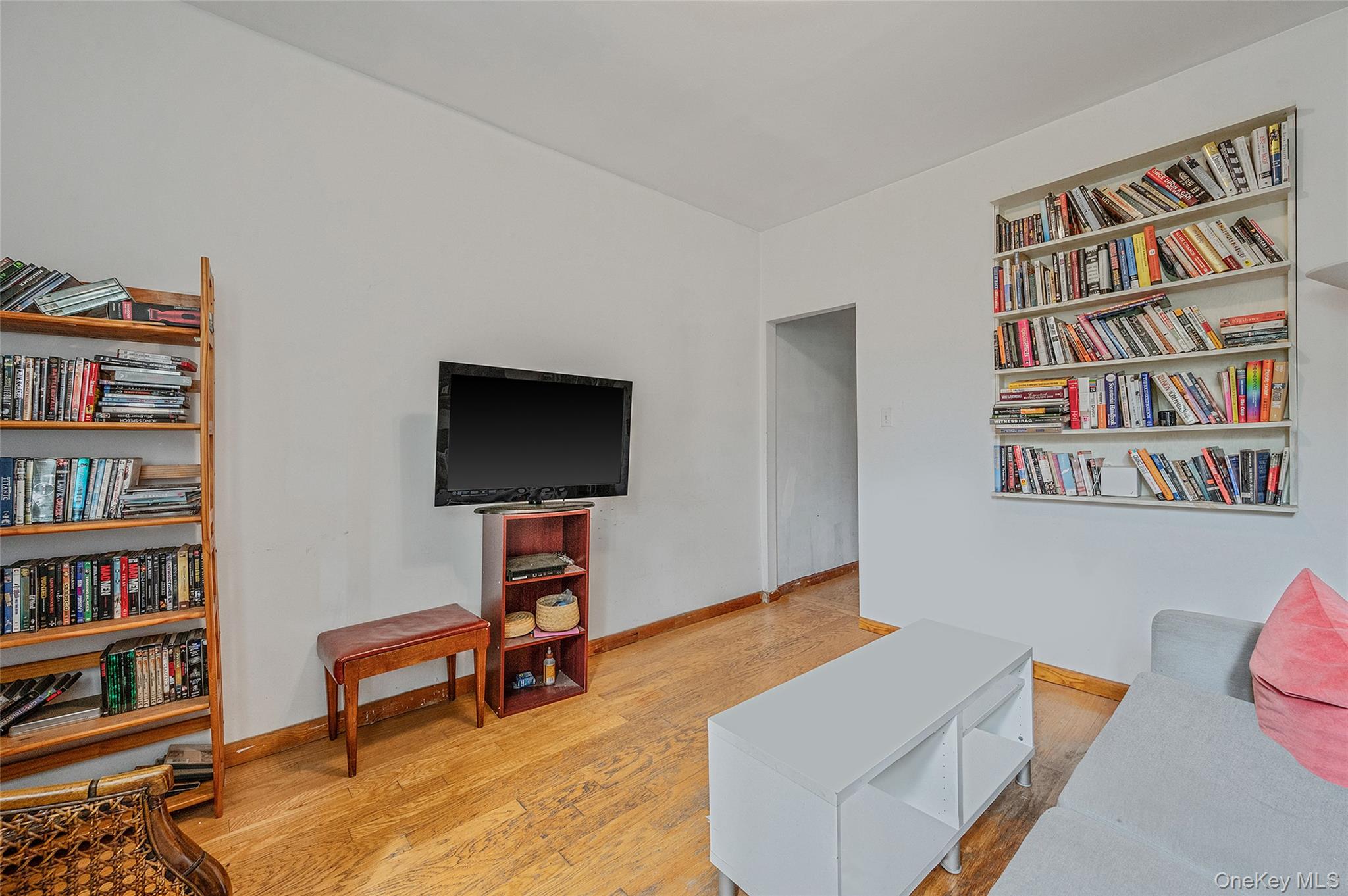 542 Bergen Street Property Photo 14