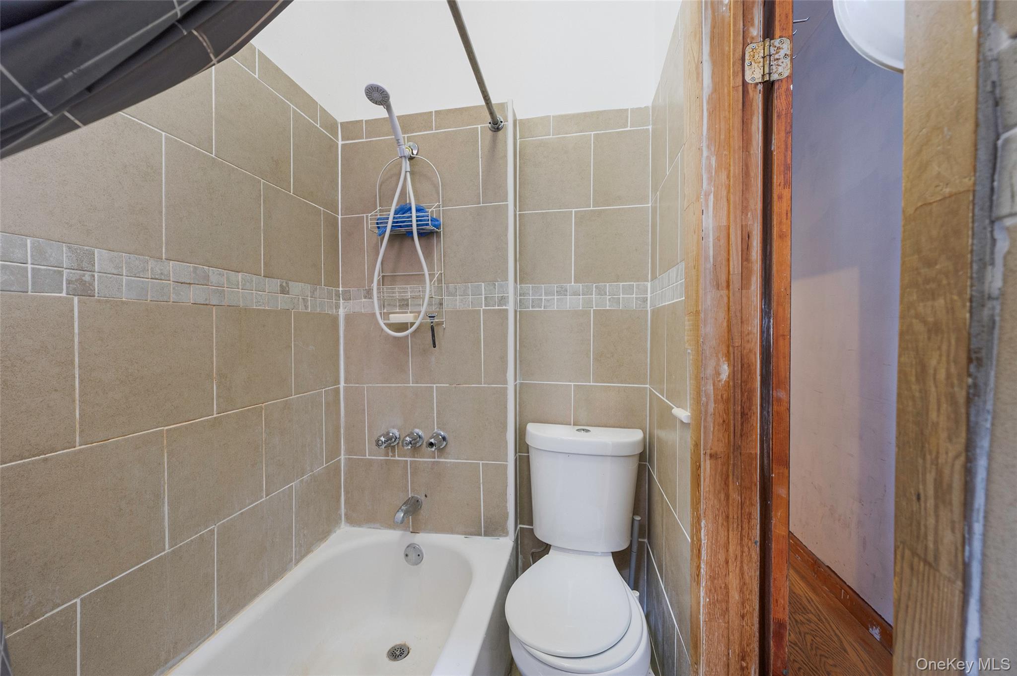542 Bergen Street Property Photo 17