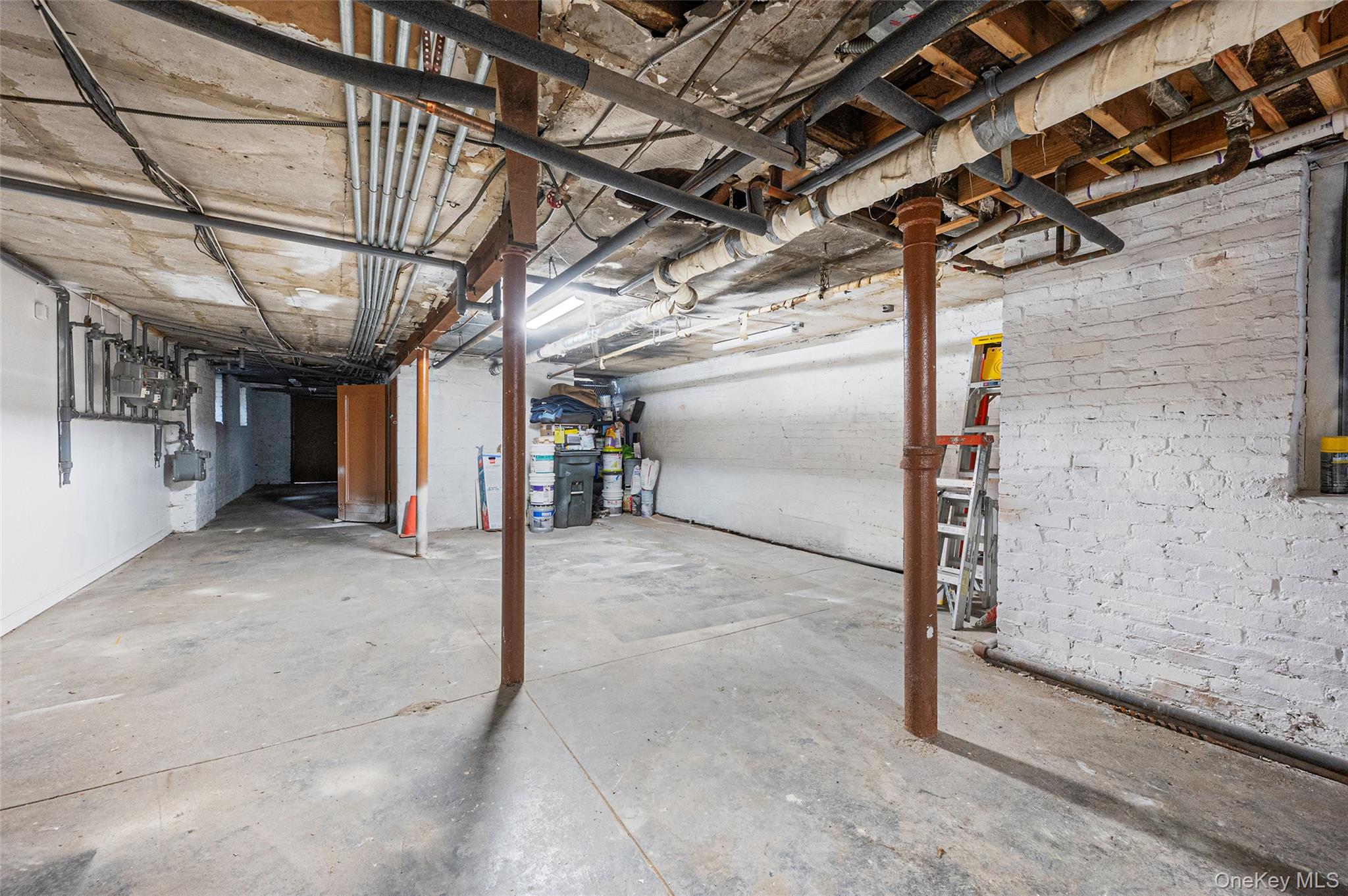542 Bergen Street Property Photo 36