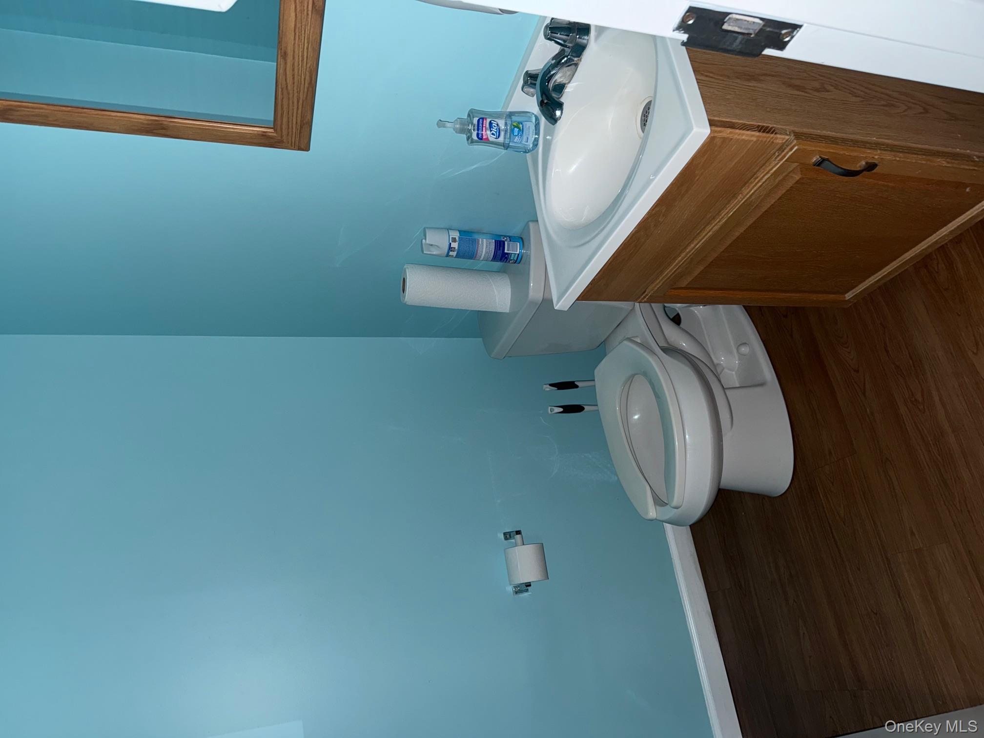 351 Fort Salonga Road Property Photo 14