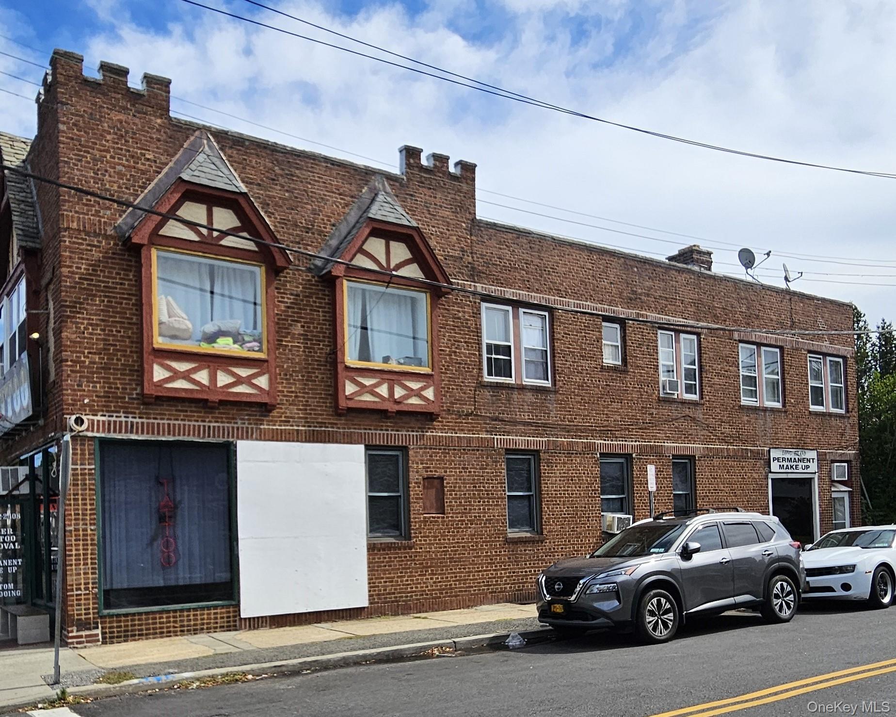 352 Hempstead Avenue Property Photo 4
