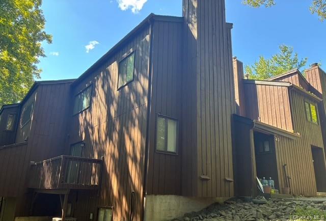 20 Redwood Drive Property Photo 4
