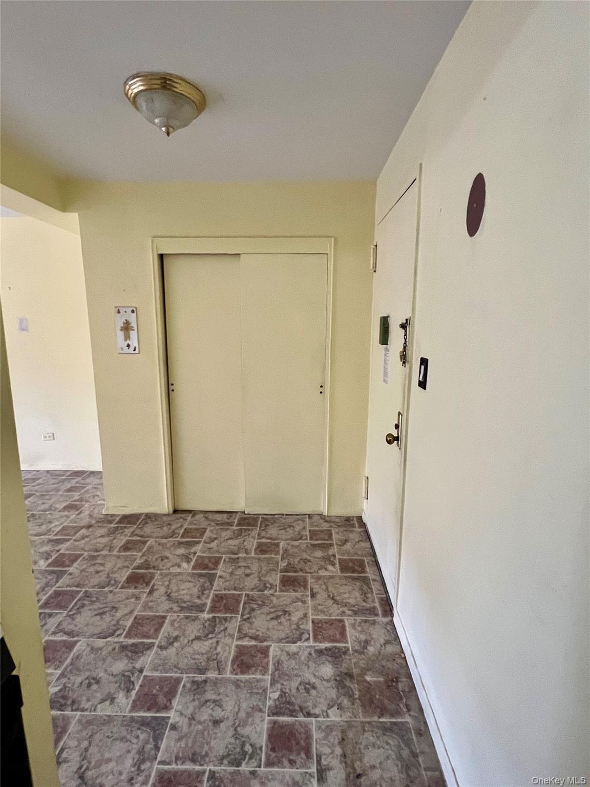 86-29 155 Avenue 1g Property Photo 10
