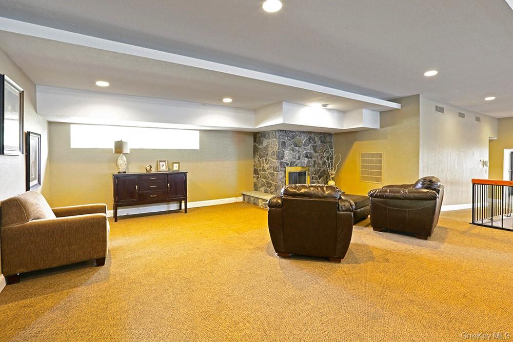 38b Village Circle Property Photo 22