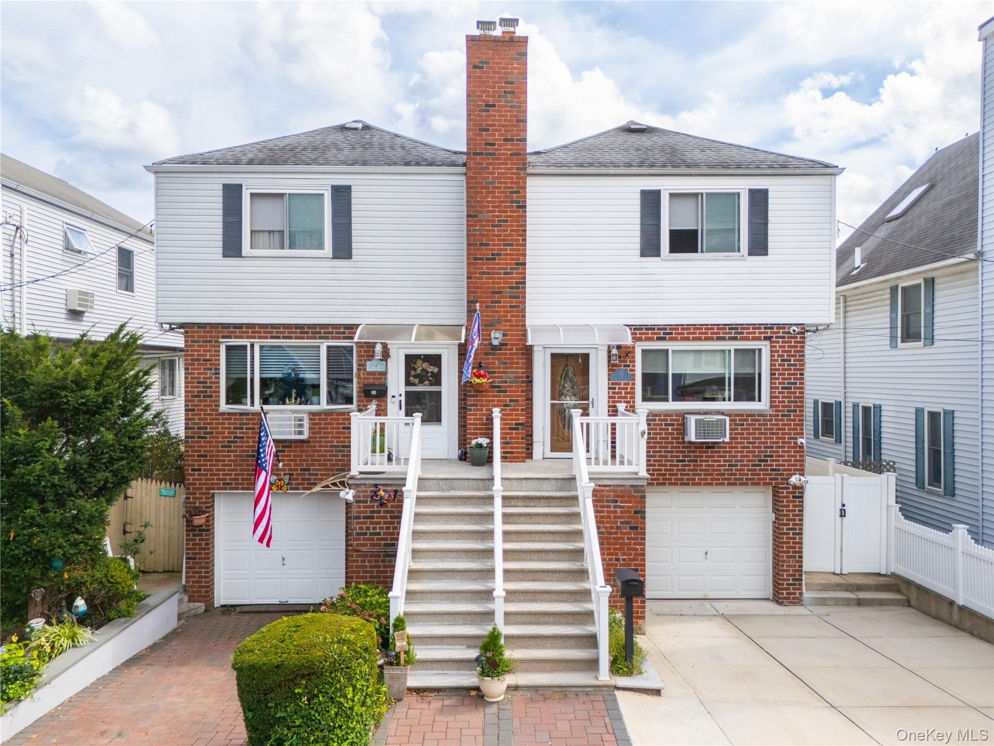 98 Hawkins Street Property Photo 1